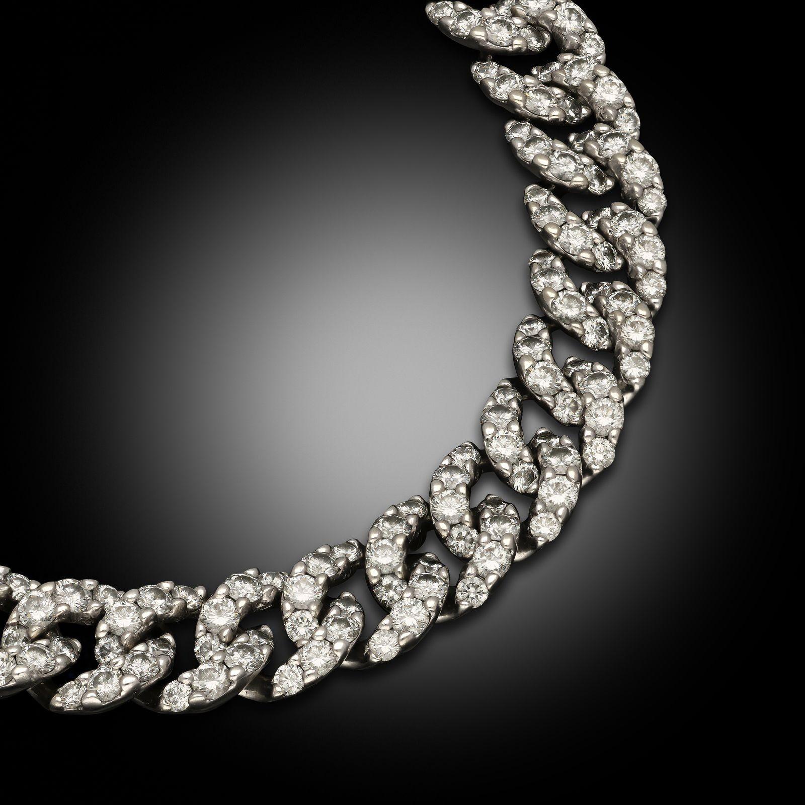Bracelet vintage à maillons sertis de diamants, circa 1960 Unisexe en vente