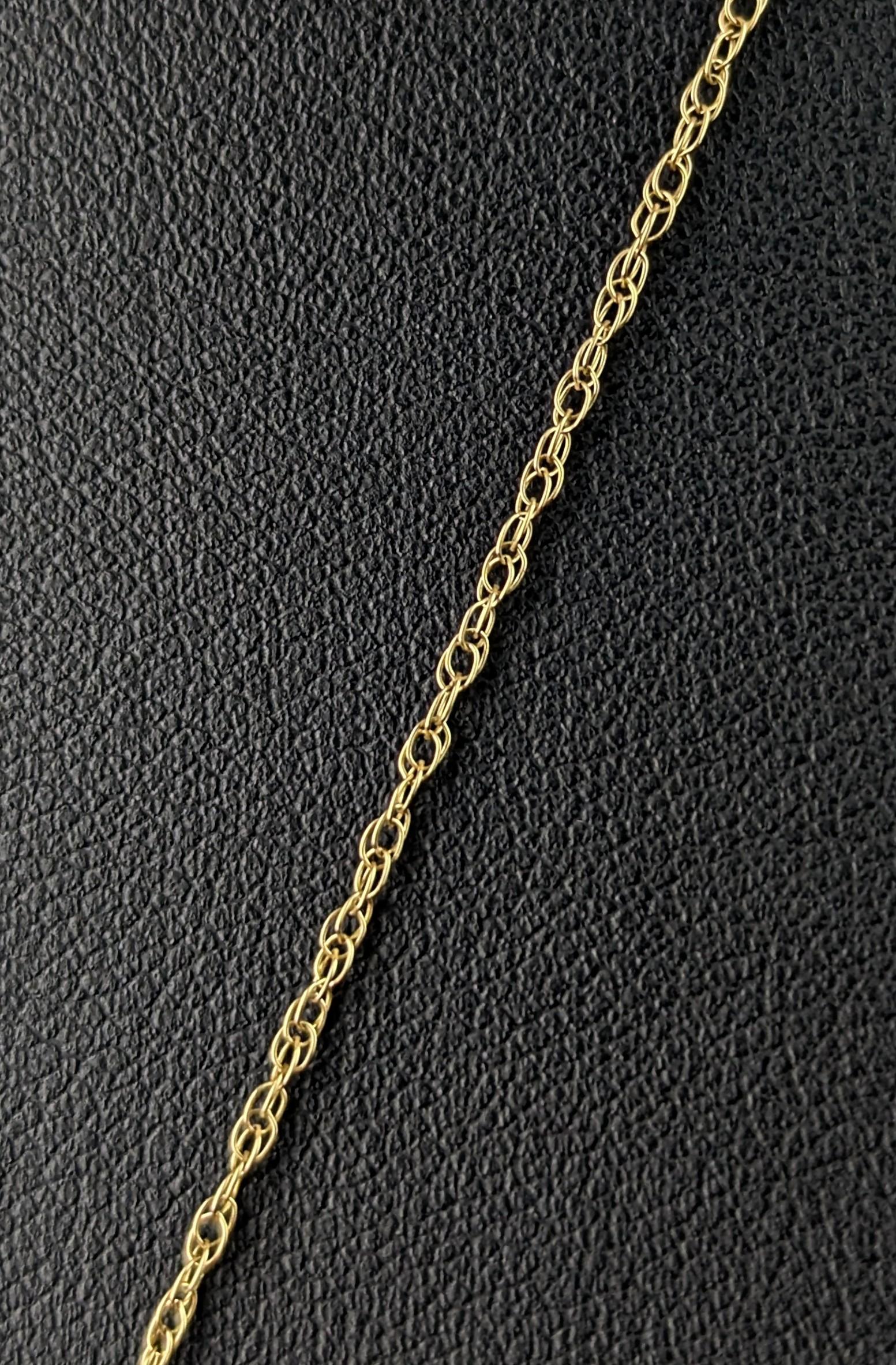 Vintage Diamond snowflake pendant, 18k gold, chain necklace For Sale 3