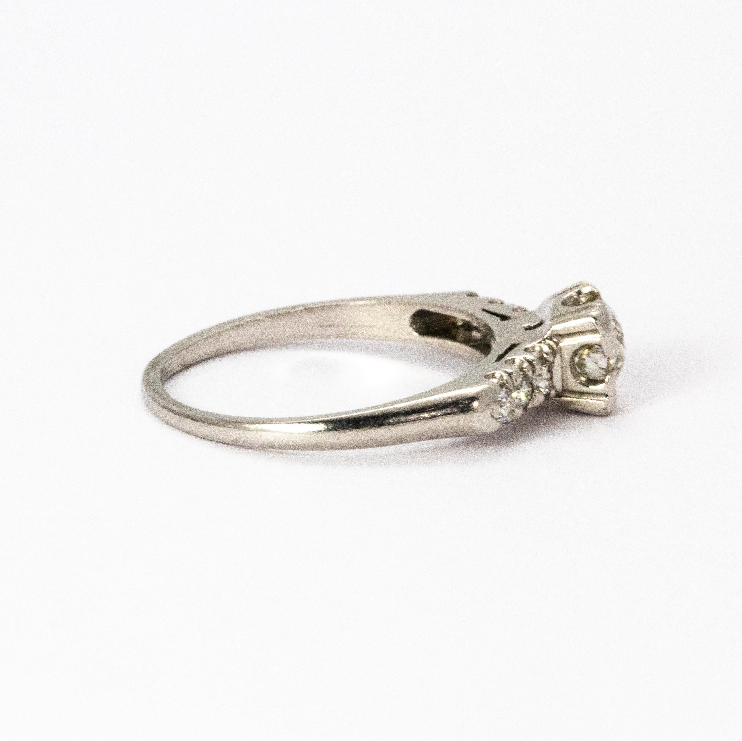 Vintage Diamond Solitaire Ring In Excellent Condition For Sale In Chipping Campden, GB