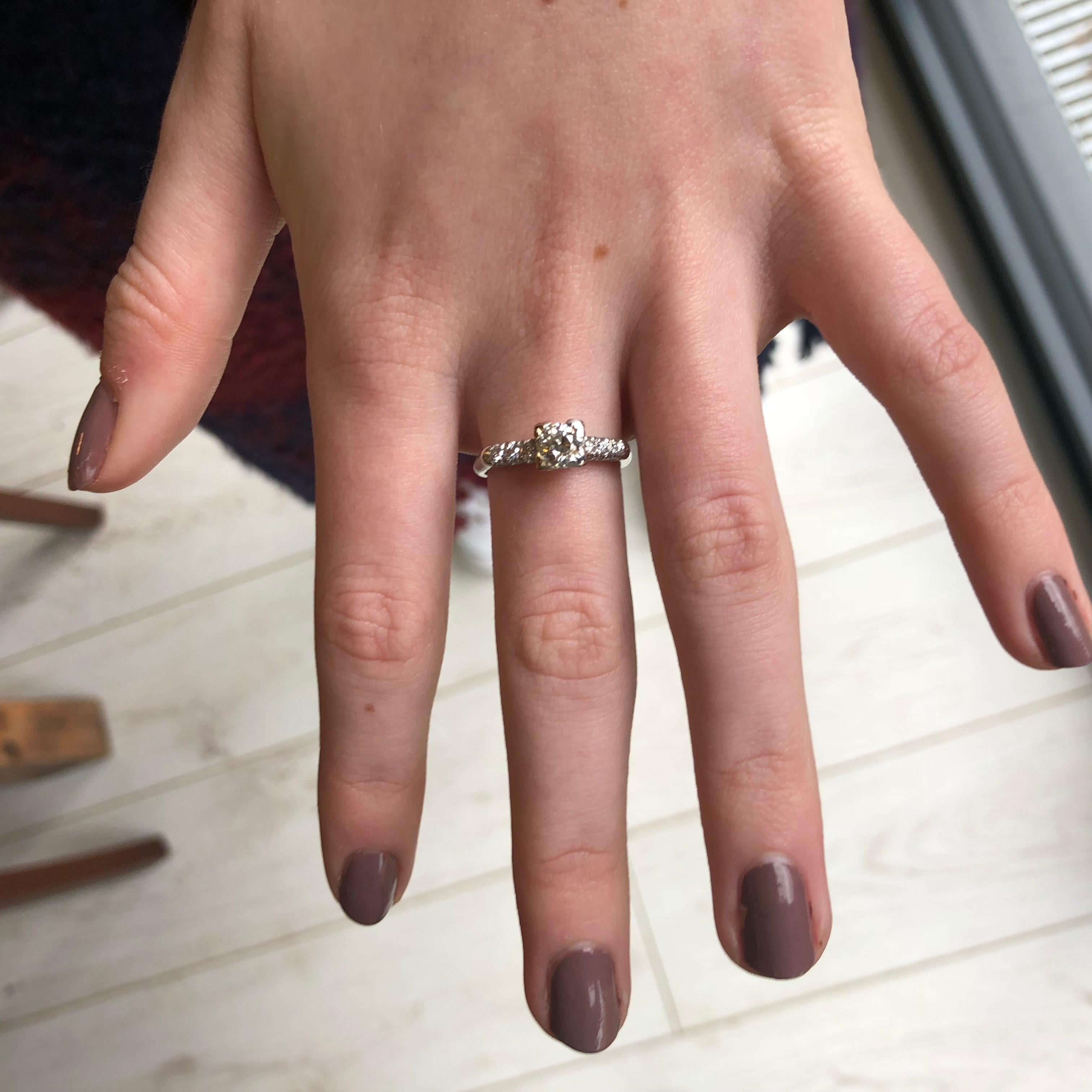 Vintage Diamond Solitaire Ring For Sale 1