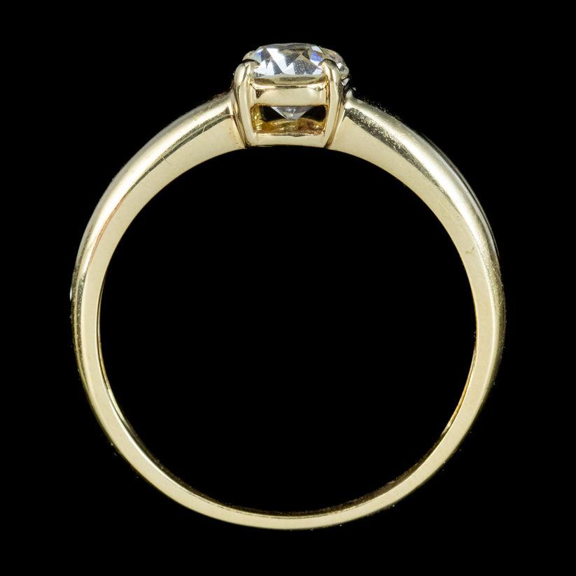 Vintage Diamond Solitaire Ring in 0.80ct Diamond In Good Condition For Sale In Kendal, GB