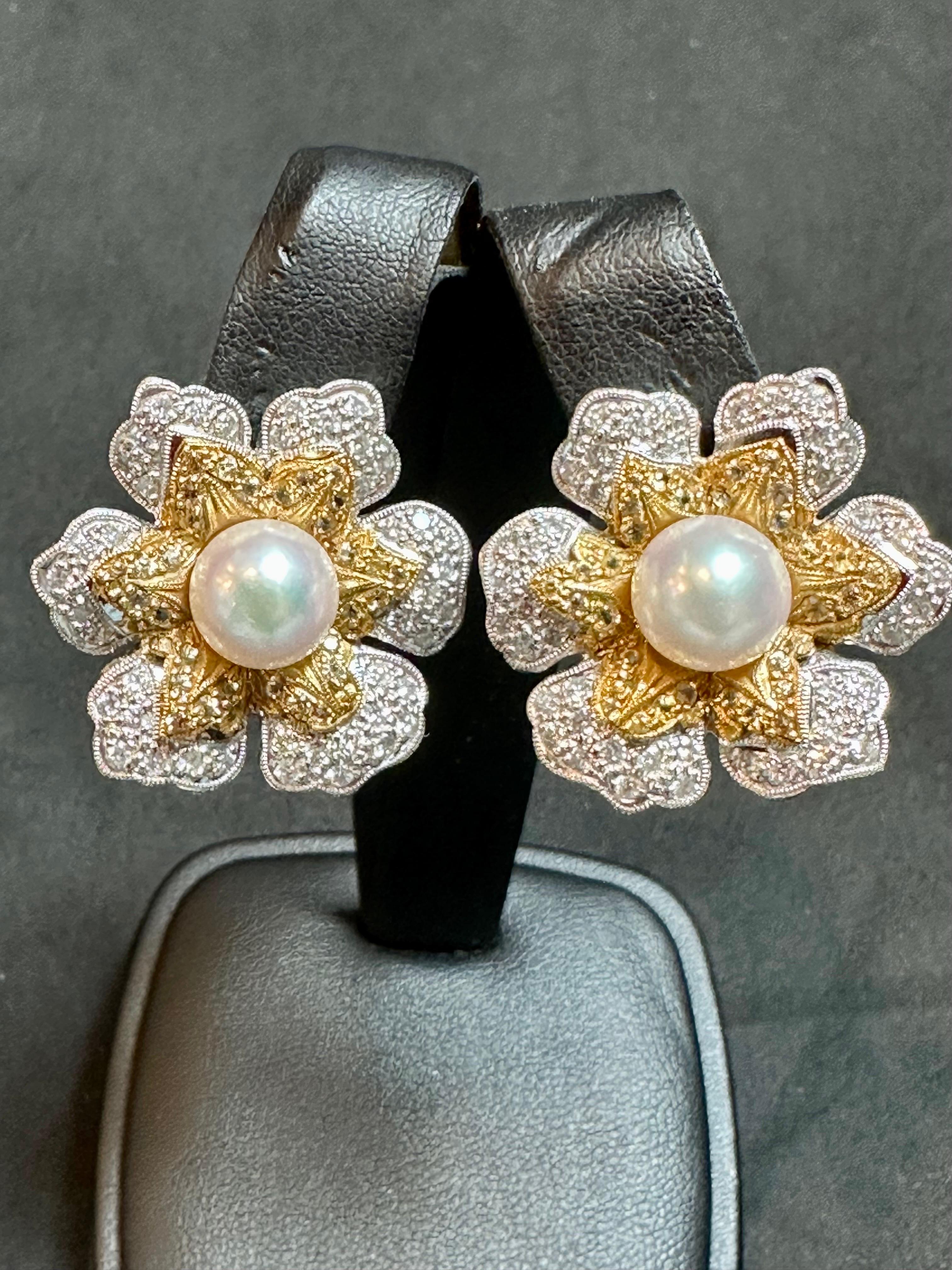 Vintage Diamond South Sea Pearl Platinum Large Flower Clip on Earrings, Two Tone For Sale 2