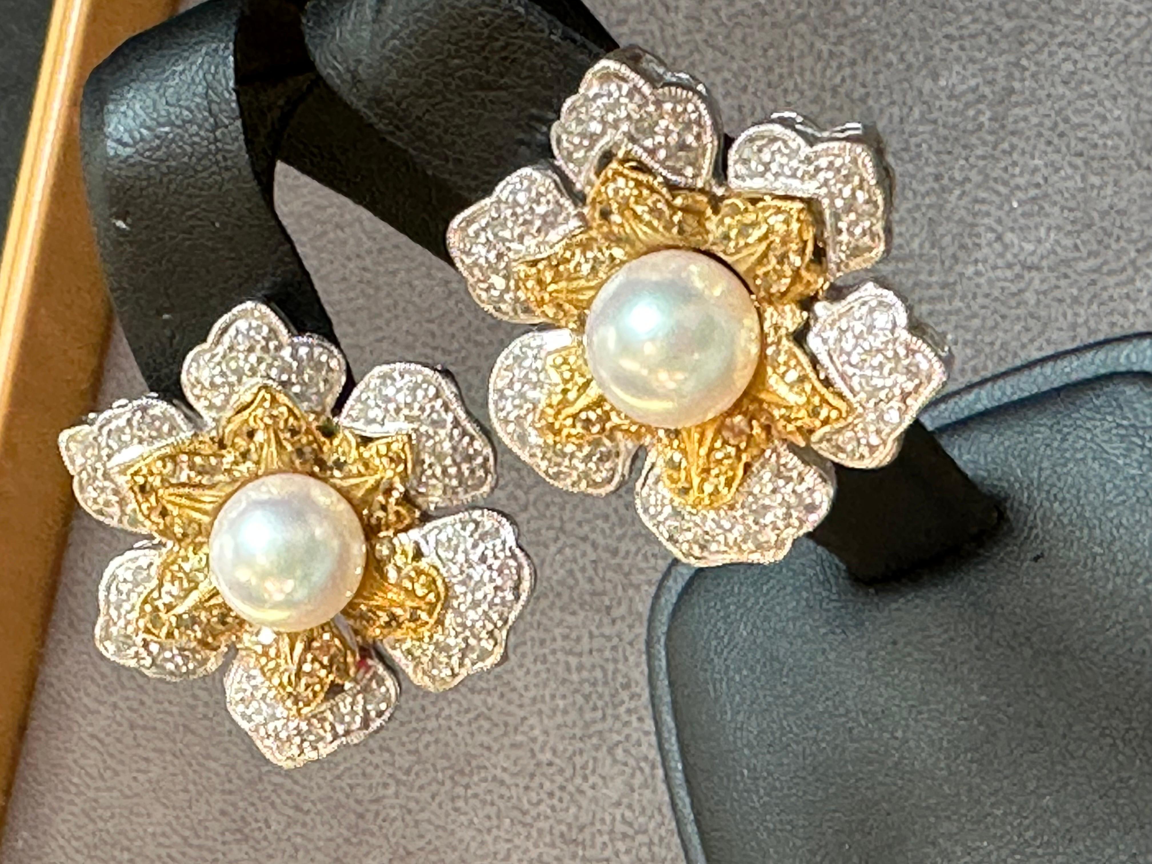 Vintage Diamond South Sea Pearl Platinum Large Flower Clip on Earrings, Two Tone For Sale 3