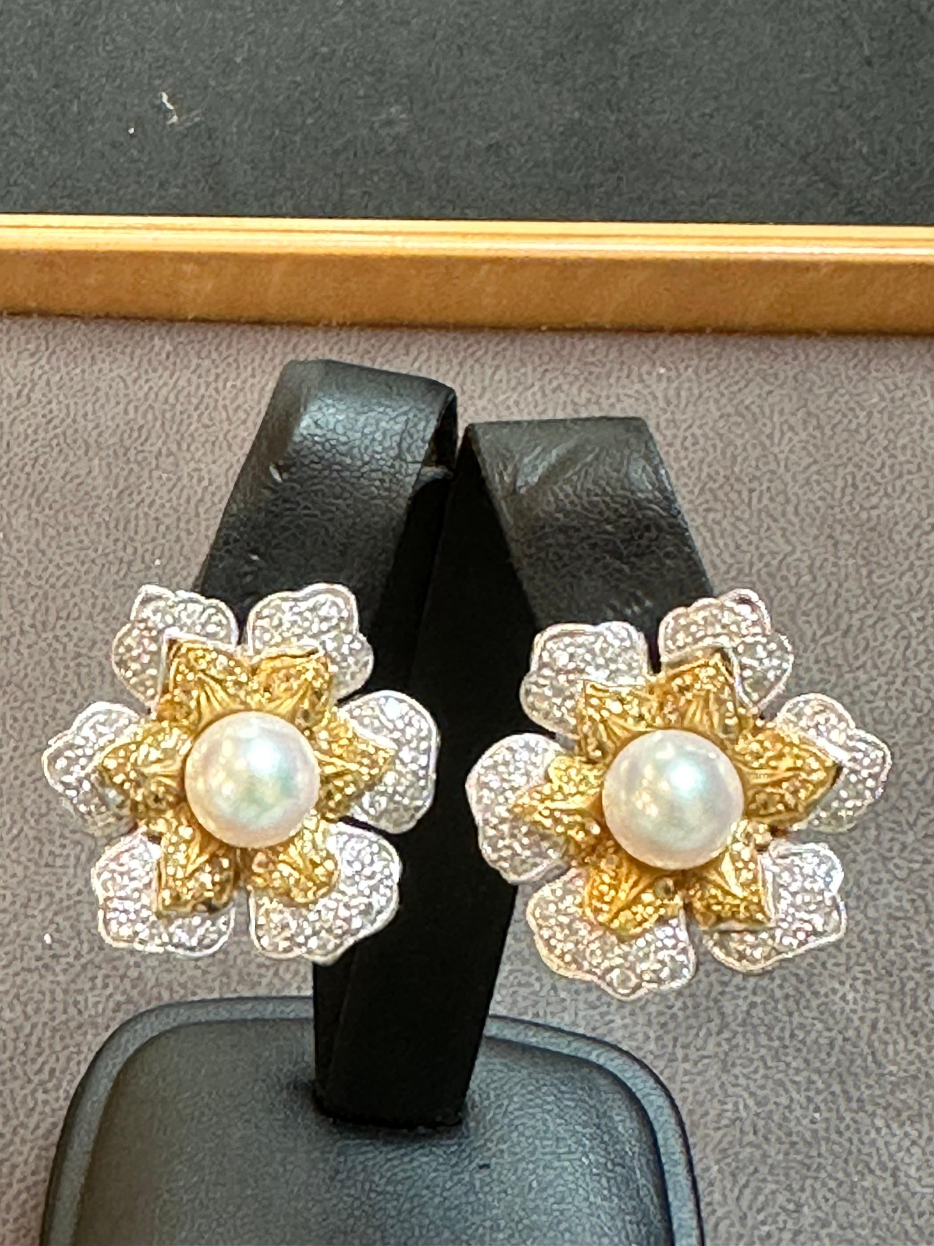 Vintage Diamond South Sea Pearl Platinum Large Flower Clip on Earrings, Two Tone For Sale 4