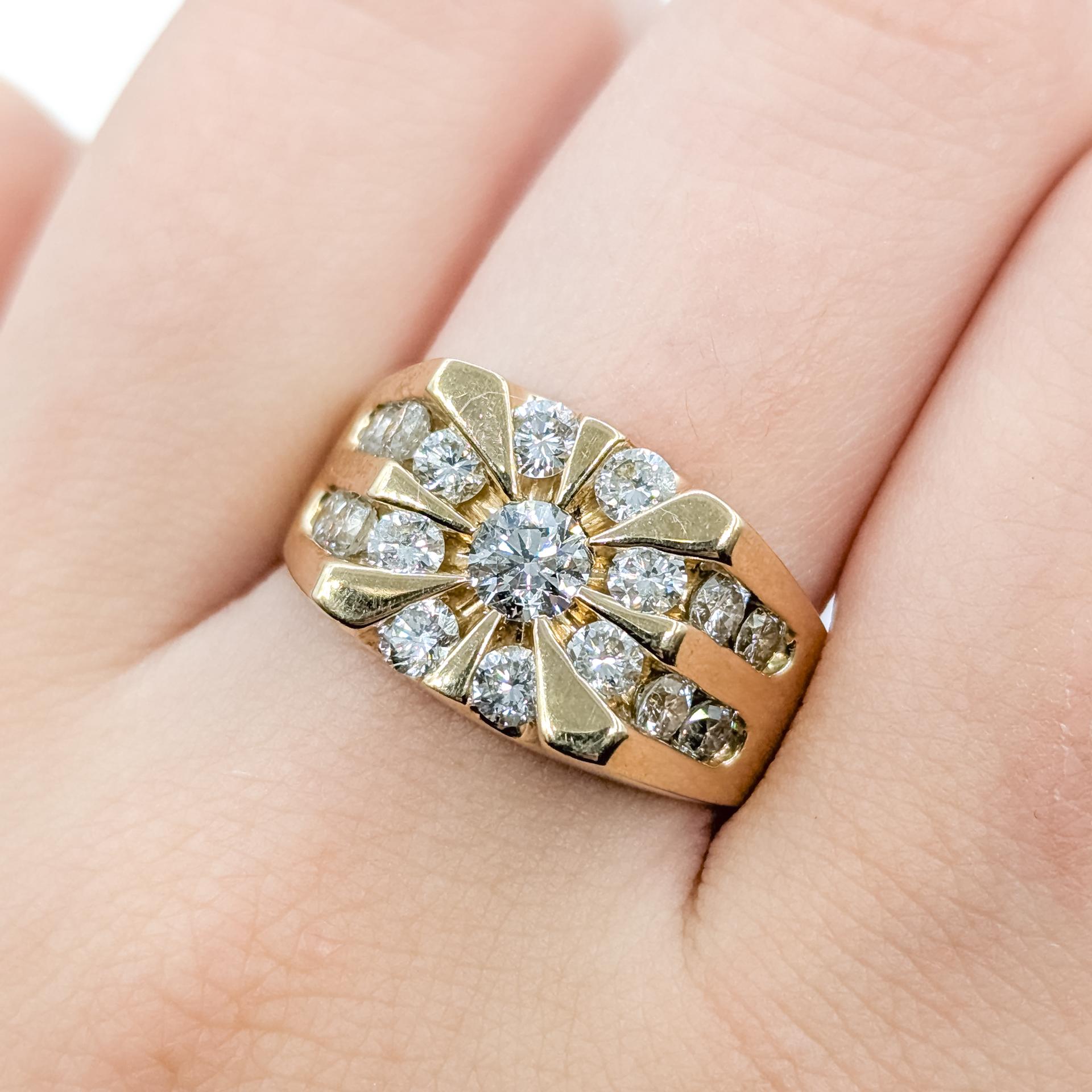 Vintage Diamond Starburst Ring in 14k Gelbgold im Zustand „Hervorragend“ im Angebot in Bloomington, MN