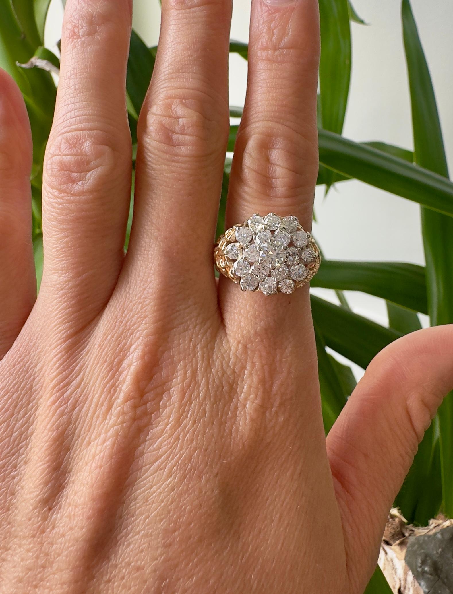 Bague de déclaration en or jaune 14K avec diamant vintage Unisexe en vente