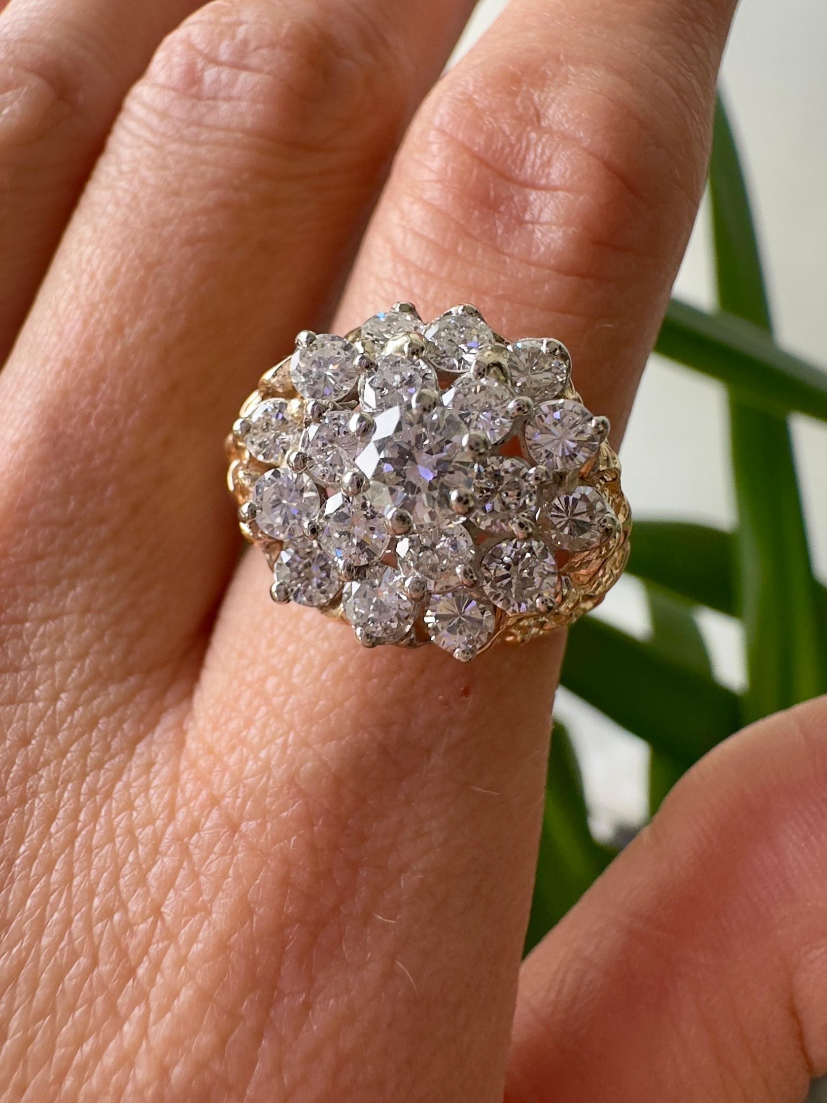 Bague de déclaration en or jaune 14K avec diamant vintage en vente 1