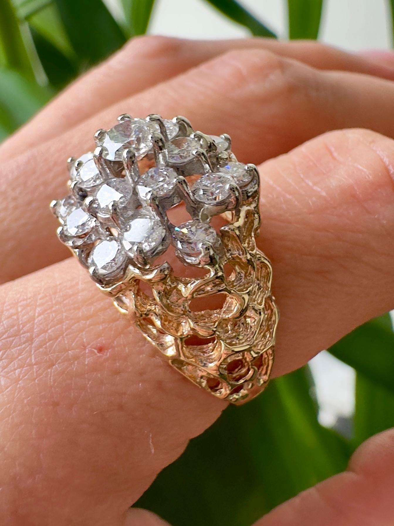 Bague de déclaration en or jaune 14K avec diamant vintage en vente 2