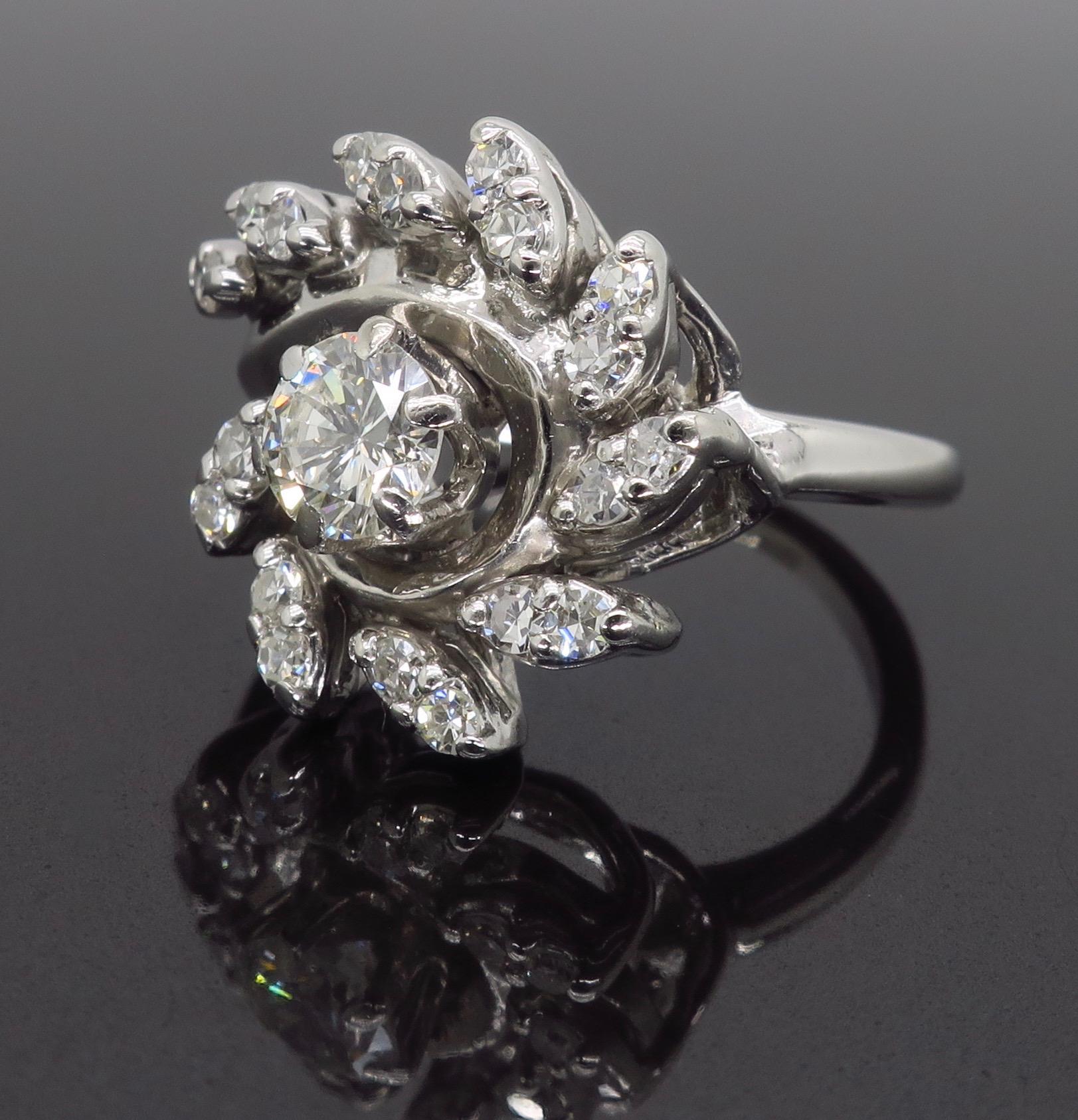 Vintage Diamond Swirl Ring In Good Condition In Webster, NY