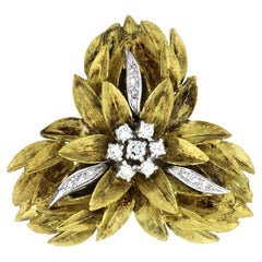 Vintage Diamond Textured Floral Motif 18K Convertible Brooch
