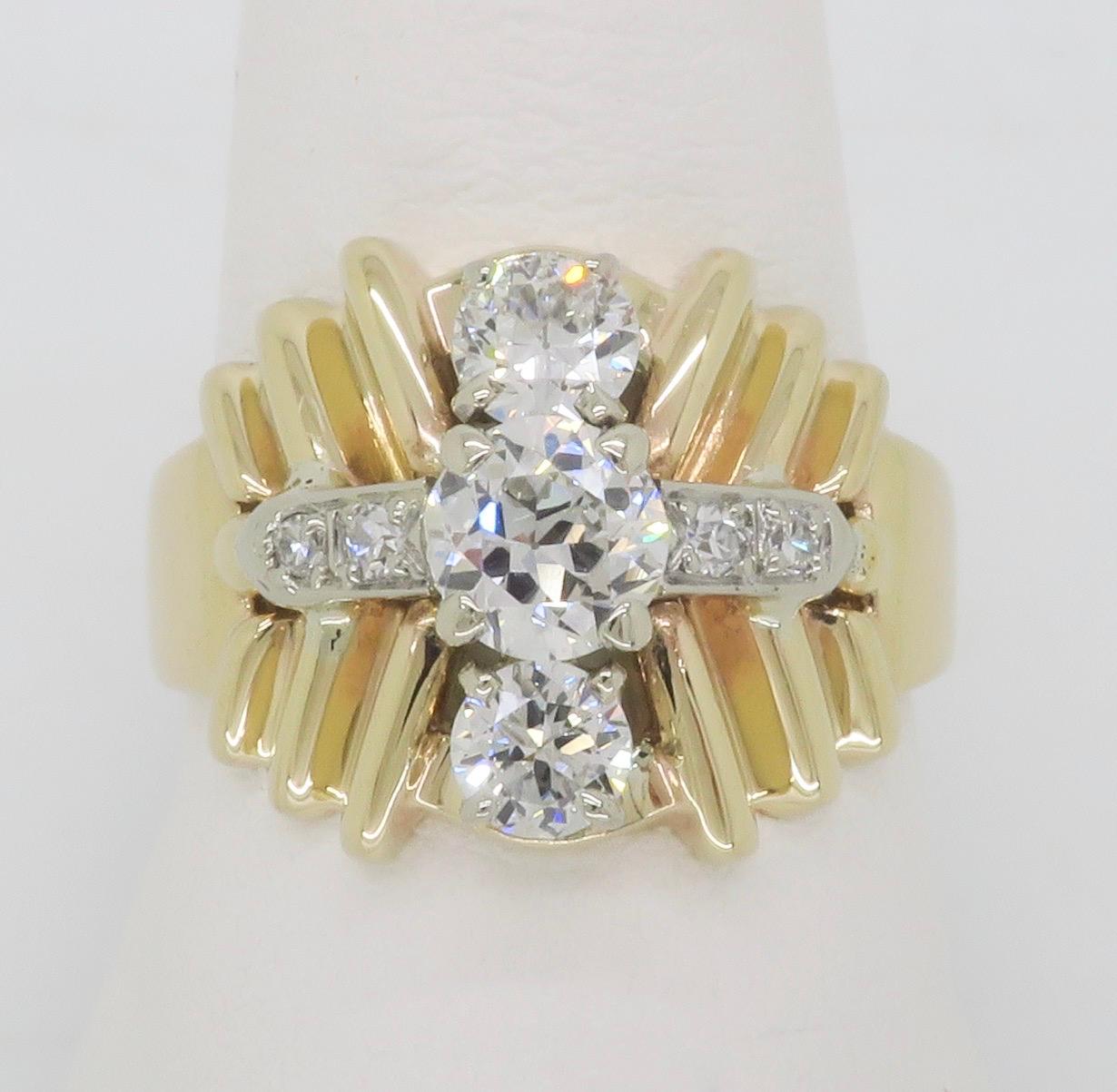Vintage Diamond Three Stone Cocktail Ring Made in 14k Yellow Gold  In Excellent Condition For Sale In Webster, NY