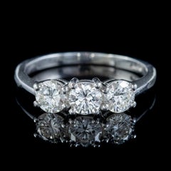 Anello vintage con trilogia di diamanti in platino 1,50ct di diamanti