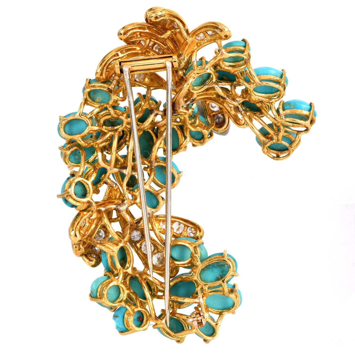 Women's or Men's Vintage Diamond Turquoise 18K Gold Grape Vine Motif Brooch For Sale
