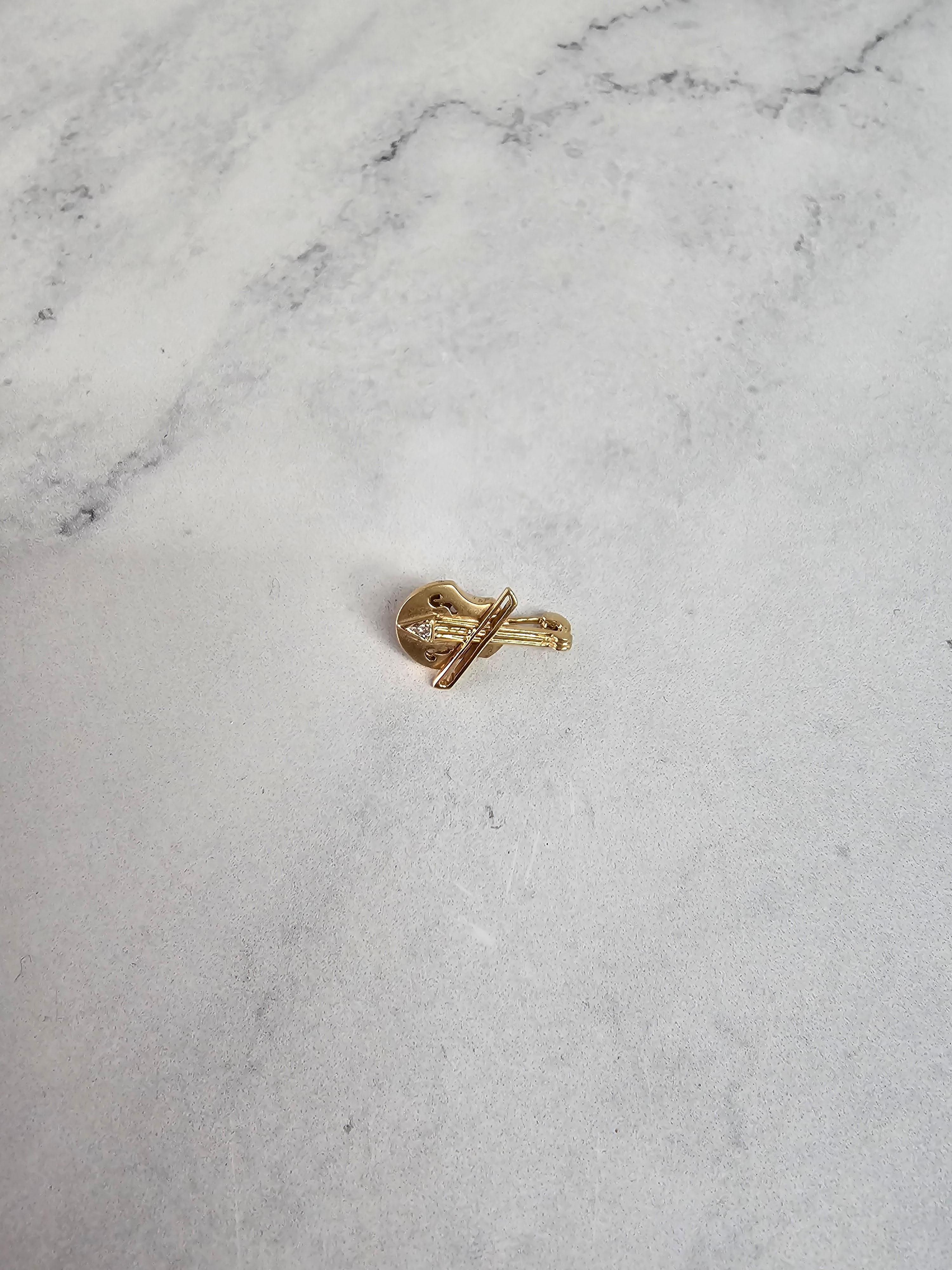 Vintage Diamond Violin Brooch 14k Yellow Gold In New Condition For Sale In Sugar Land, TX