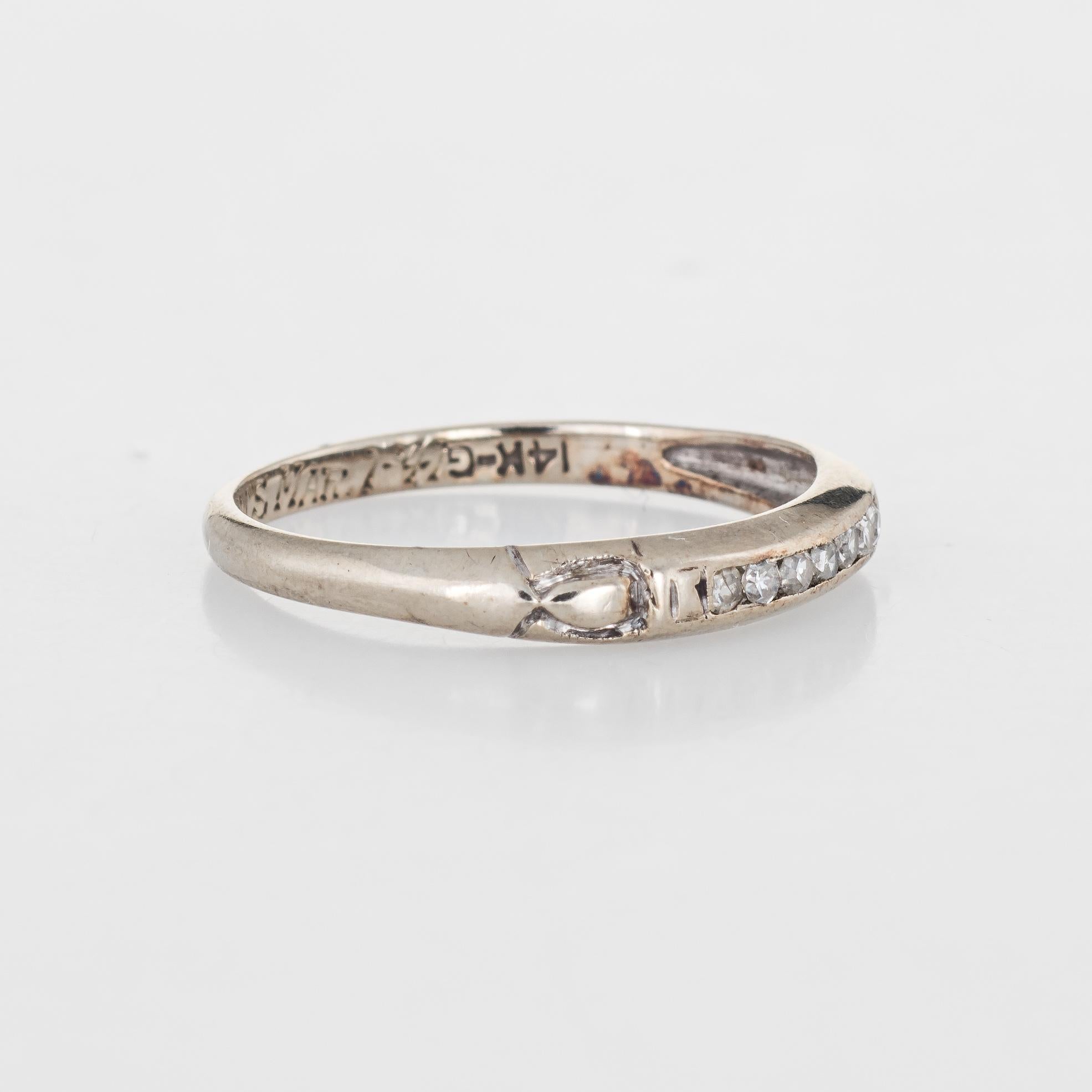 Retro Vintage Diamond Wedding Band circa 1941 Estate 14 Karat White Gold Ring Jewelry