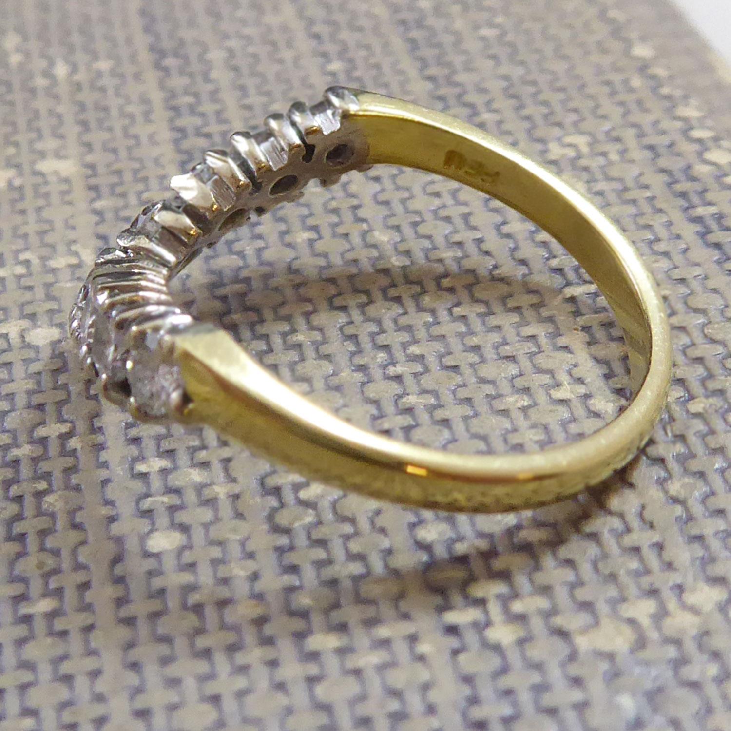 Modern Vintage Diamond Wishbone Ring in 18ct Gold, Hallmarked London 1988