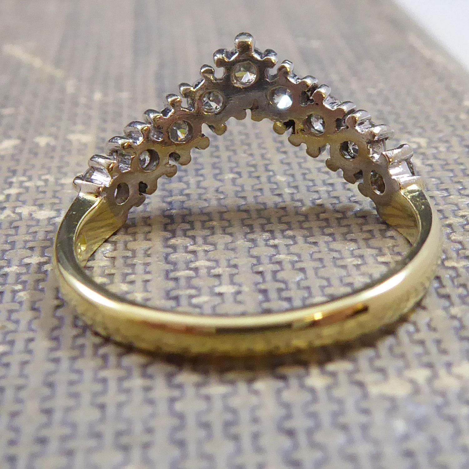 Brilliant Cut Vintage Diamond Wishbone Ring in 18ct Gold, Hallmarked London 1988