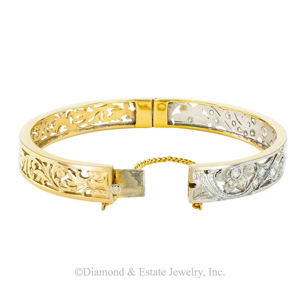 Round Cut Vintage Diamond Yellow Gold Hinged Bangle Bracelet