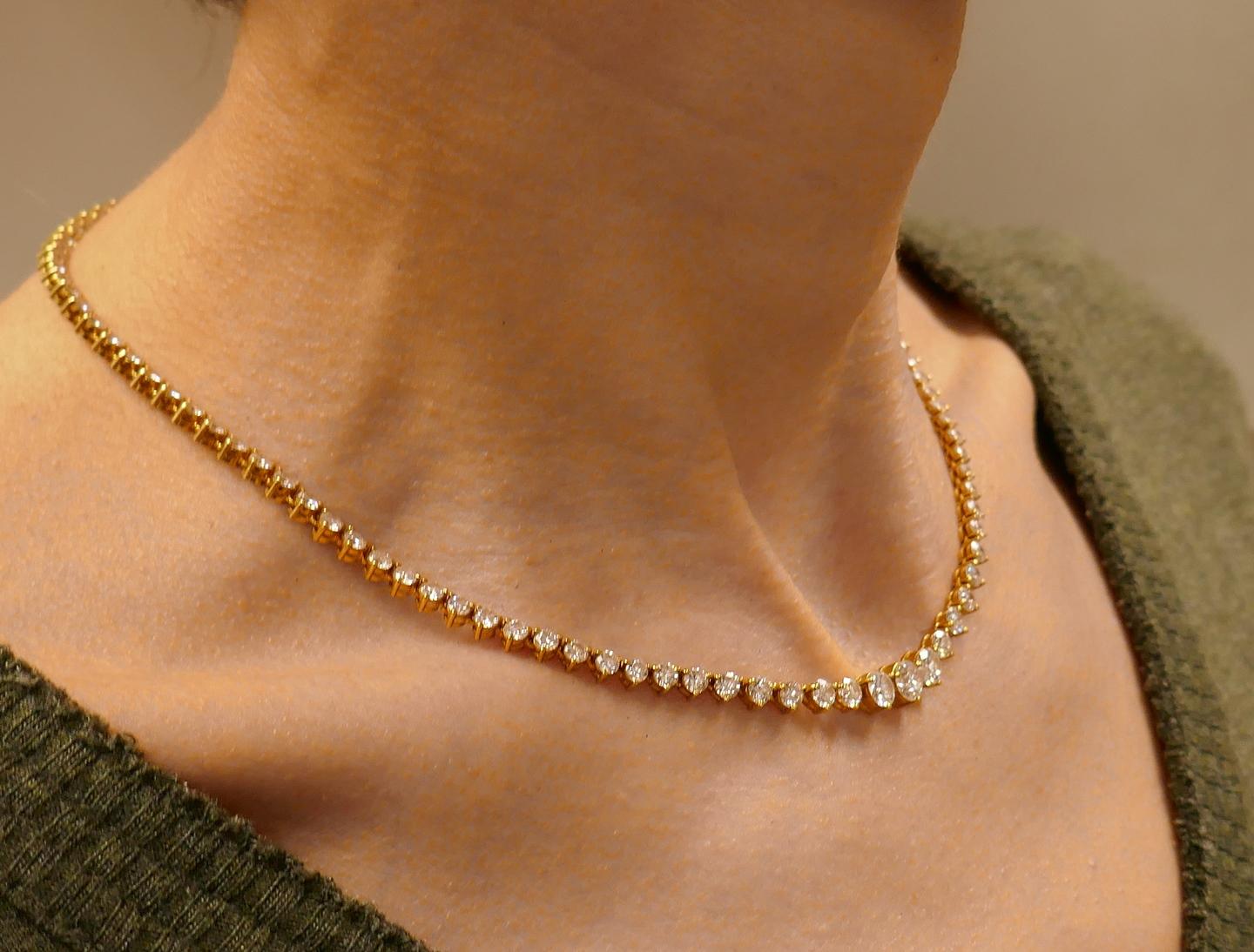 Round Cut Vintage Diamond Yellow Gold Riviere Necklace
