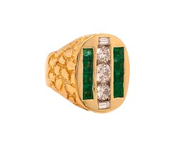 Vintage Diamonds and Emeralds Men’s Ring 18 Karat Gold