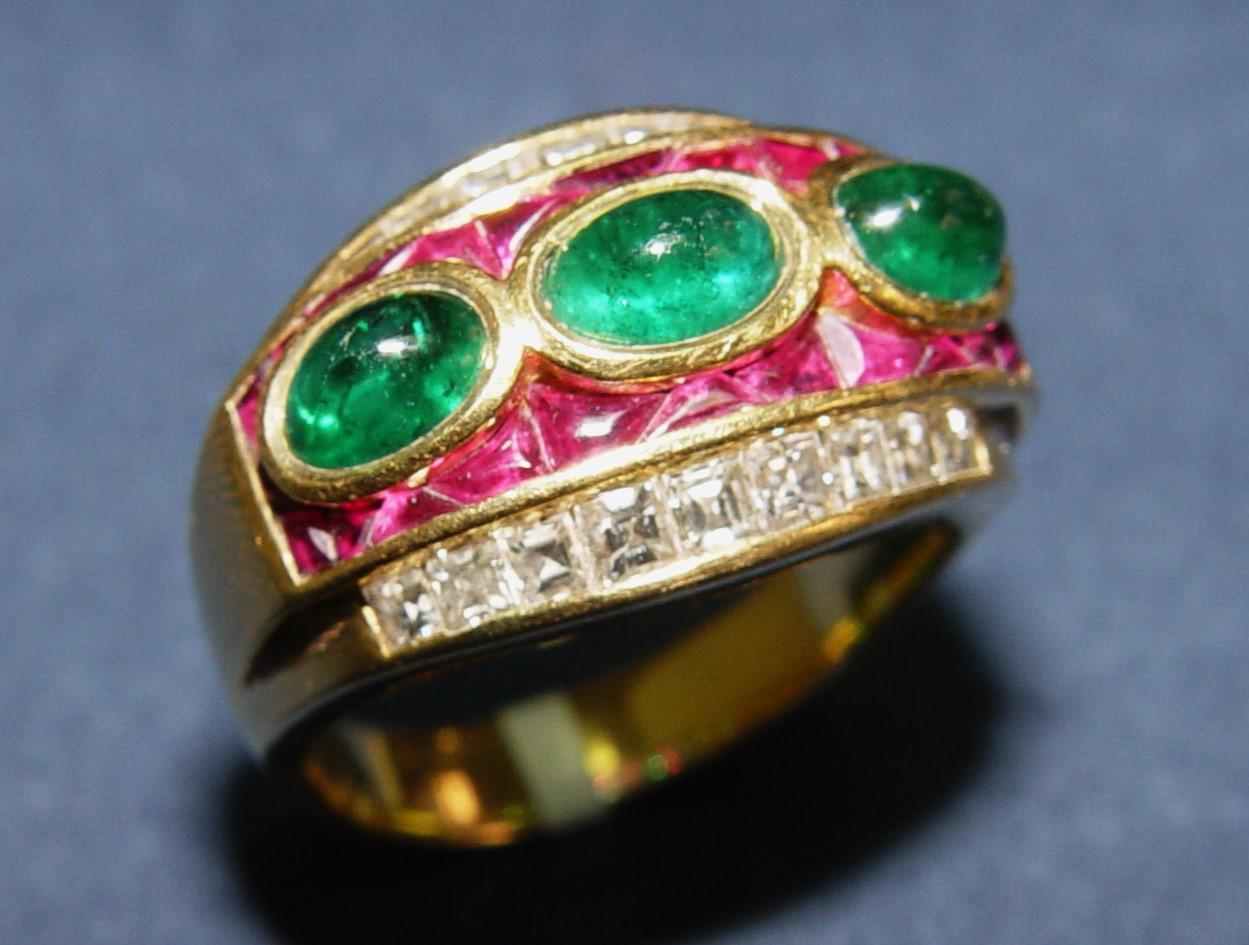Vintage Diamonds, Rubies & Emerald cocktail ring/band 18K s-9 For Sale 4