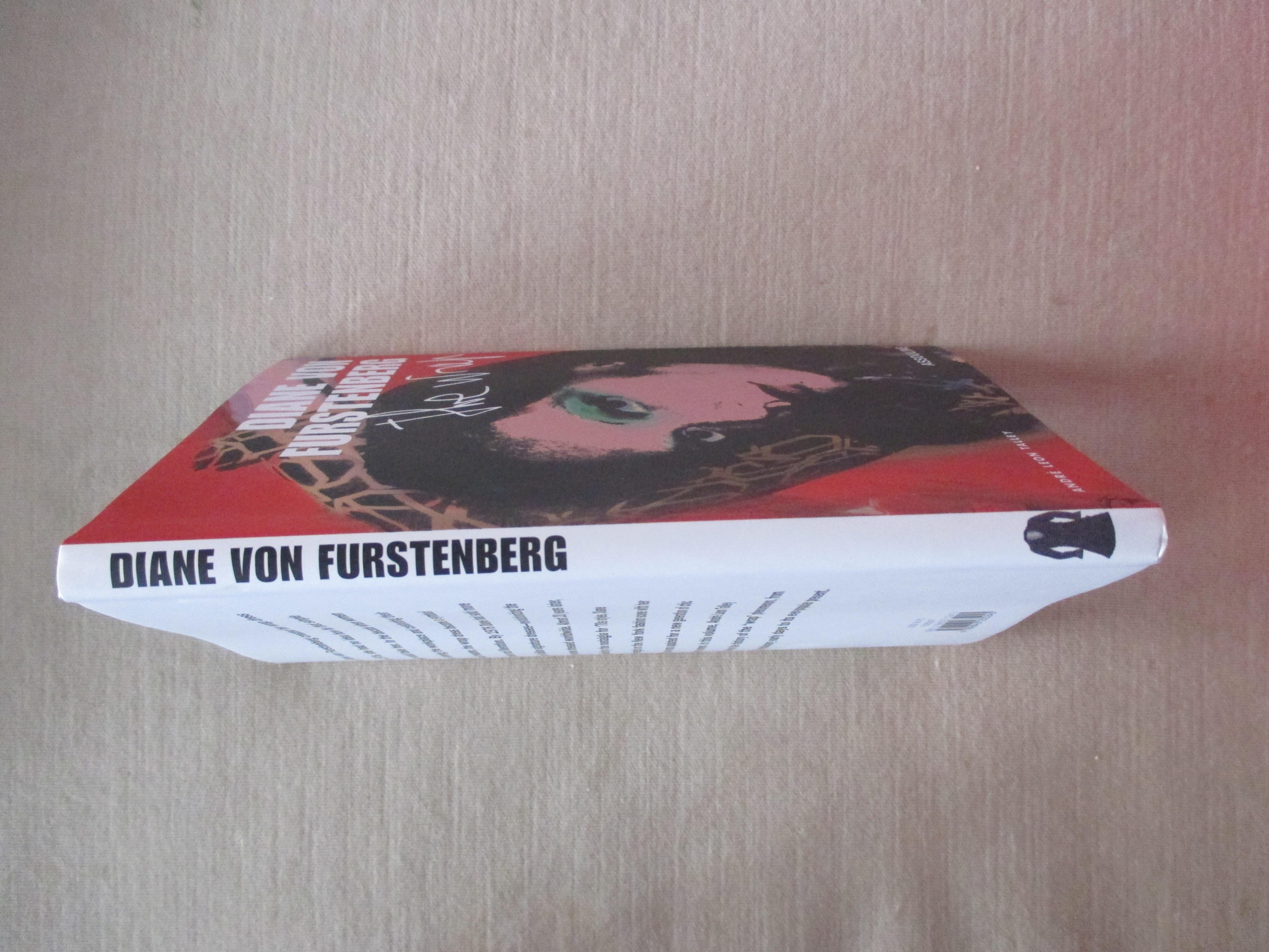 Vintage Diane Von Furstenberg Book The Wrap In Good Condition In Oakland Park, FL