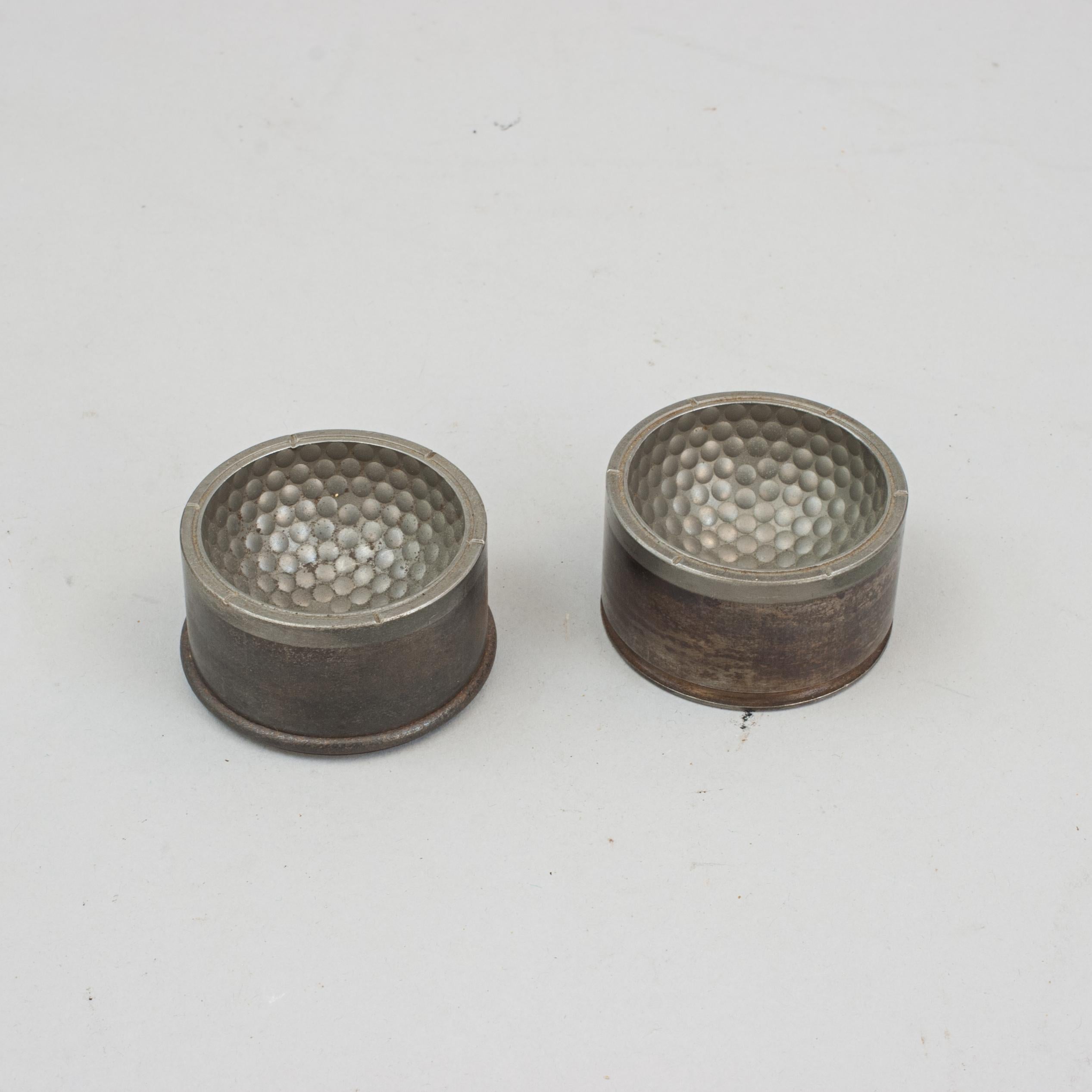 Vintage Dimple Pattern Golf Ball Mould. For Sale 2