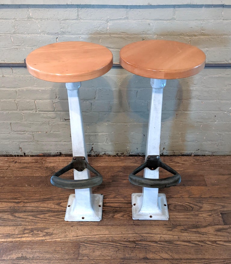 Vintage Diner Stools For Sale at 1stDibs