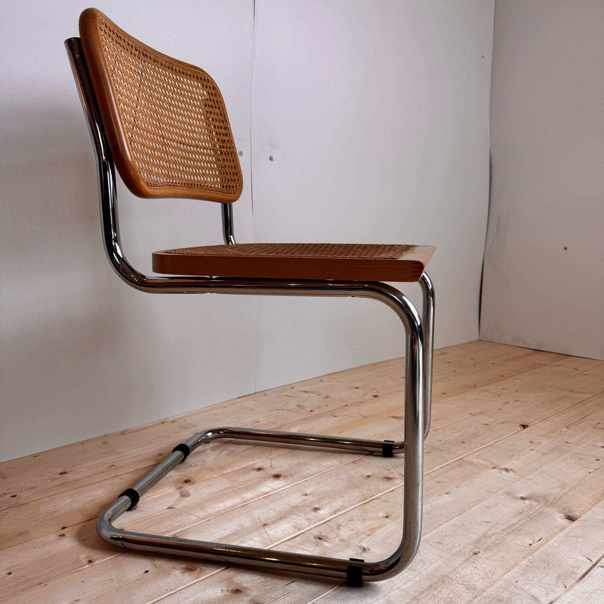 Mid-Century Modern Vintage dining chair, made in italy 1960s - Cod003