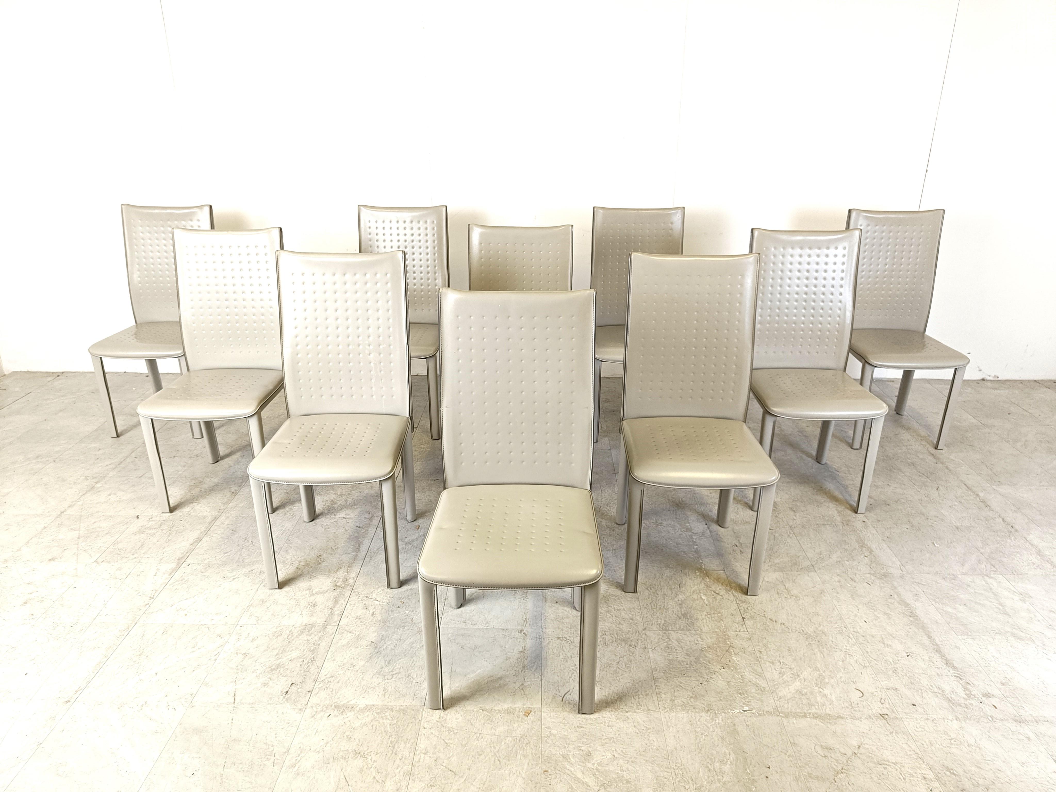 Mid-Century Modern Vintage dining chairs by Arper italy, 1980s  For Sale