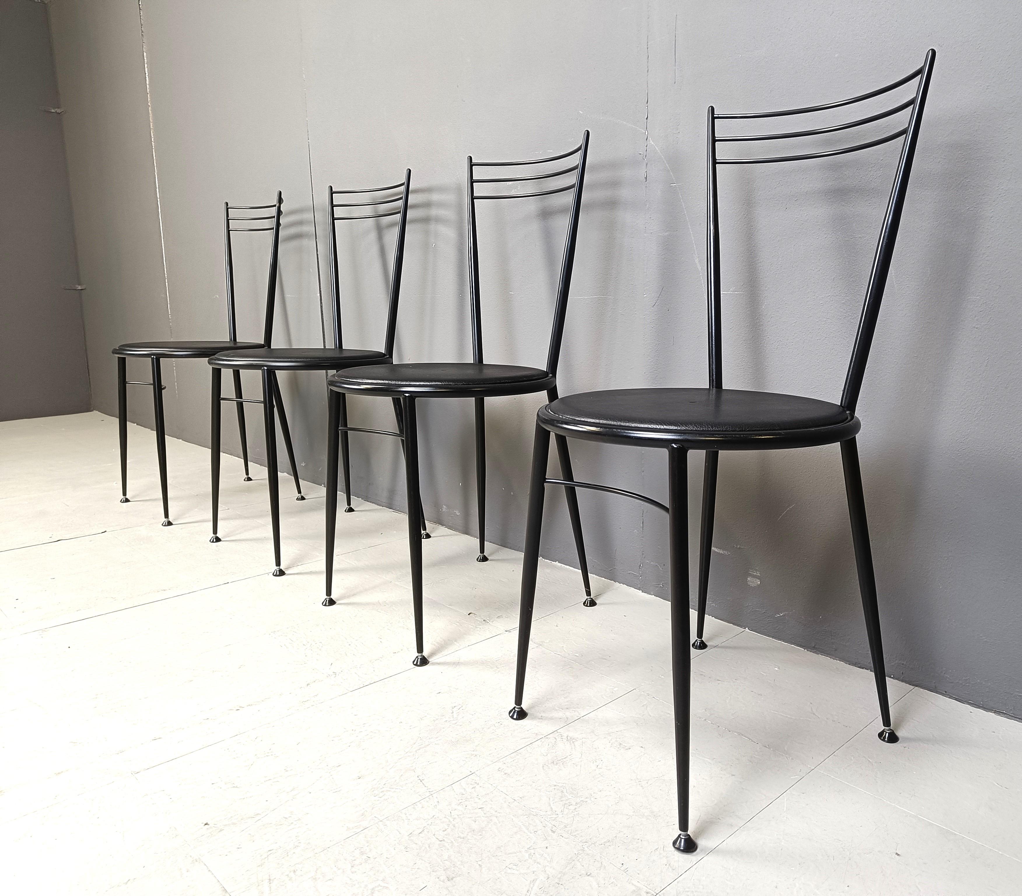 Vintage dining chairs by Calligaris, 1980s In Good Condition For Sale In Leuven, Vlaams Gewest