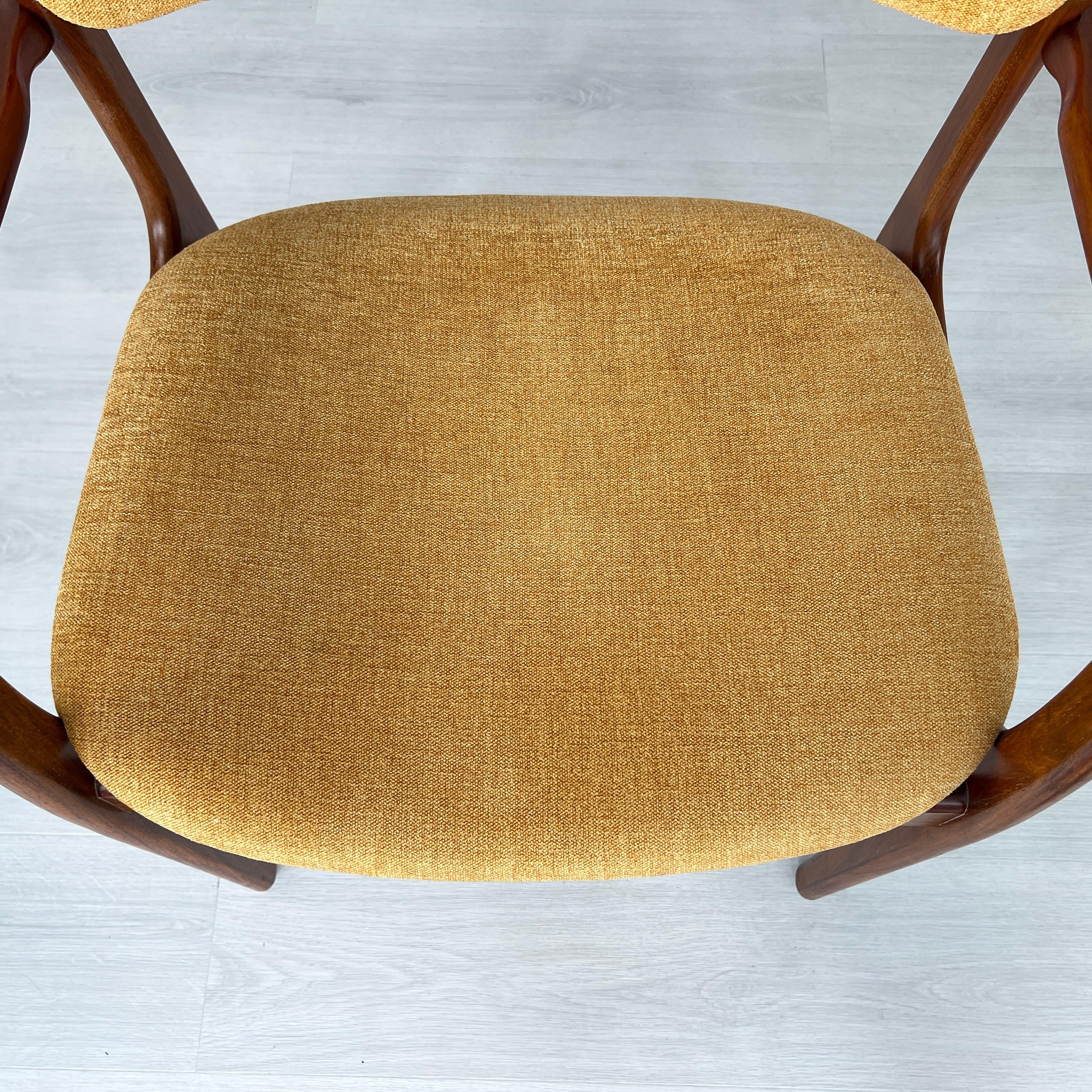 Vintage Dining Chairs by E. Buch for o.d. Møbler a-S – Set of 9 in vendita 9