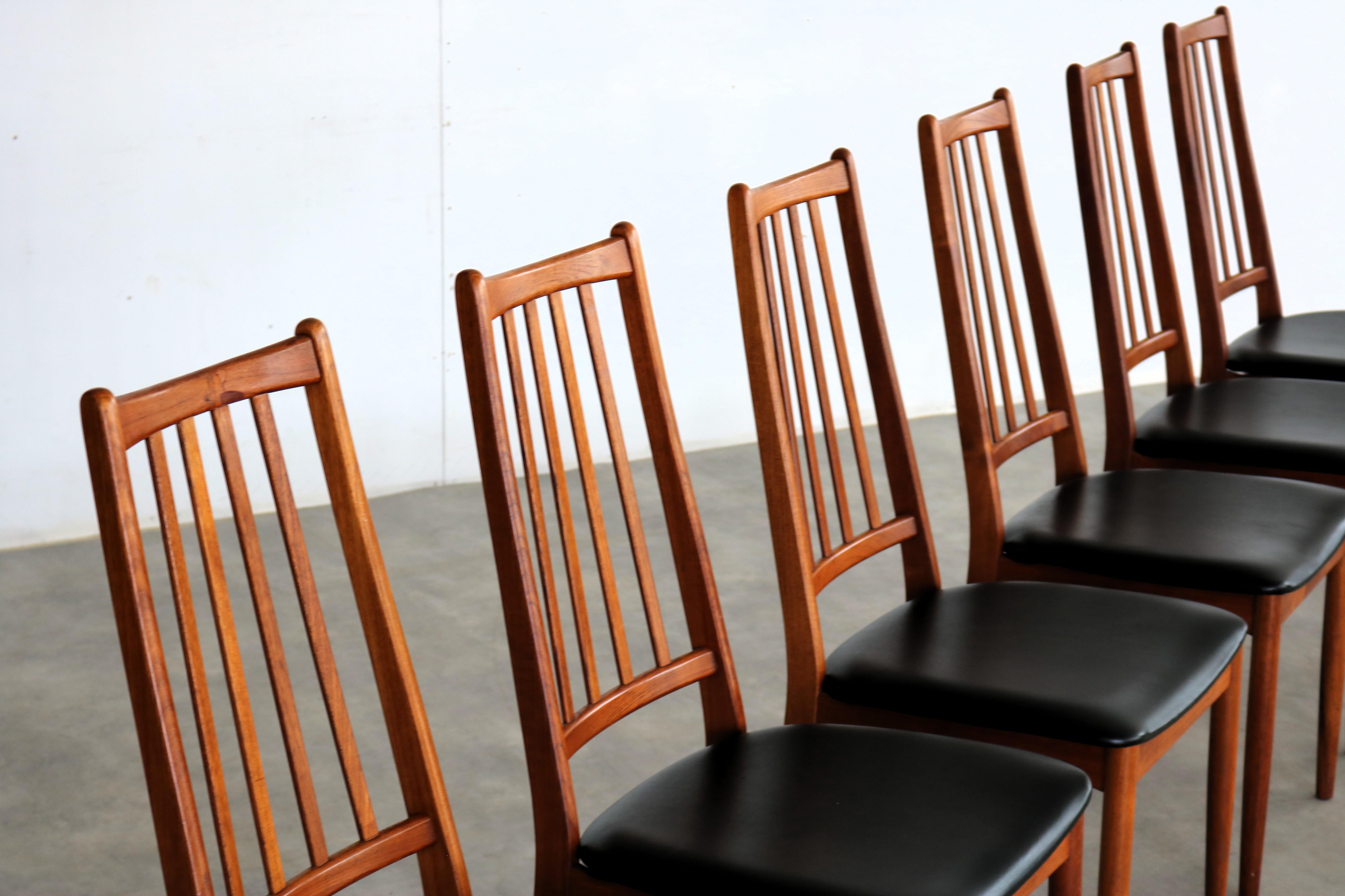 Cuir Chaises de salle à manger vintage  chaises  1960s  Danois en vente