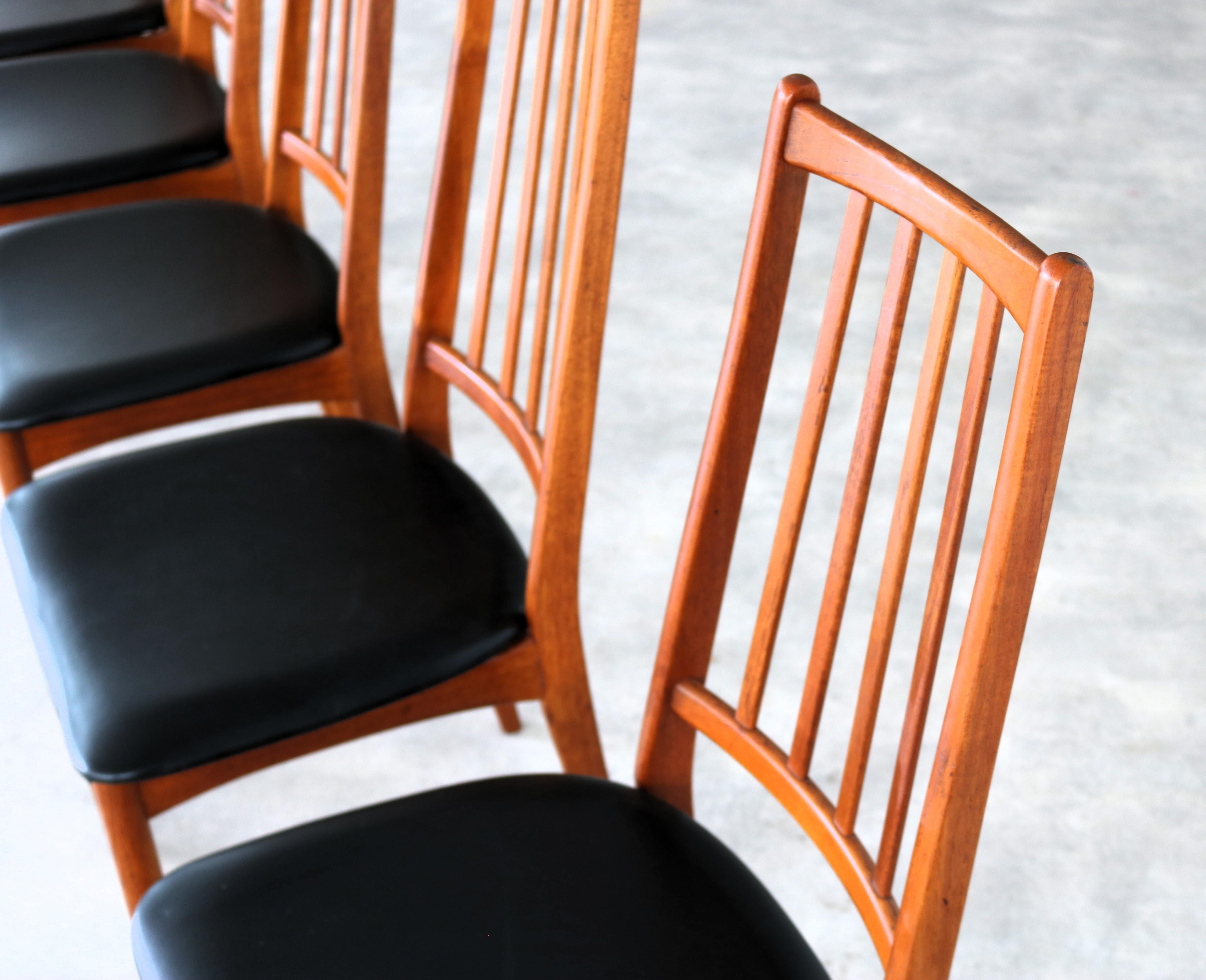 Chaises de salle à manger vintage  chaises  1960s  Danois en vente 4