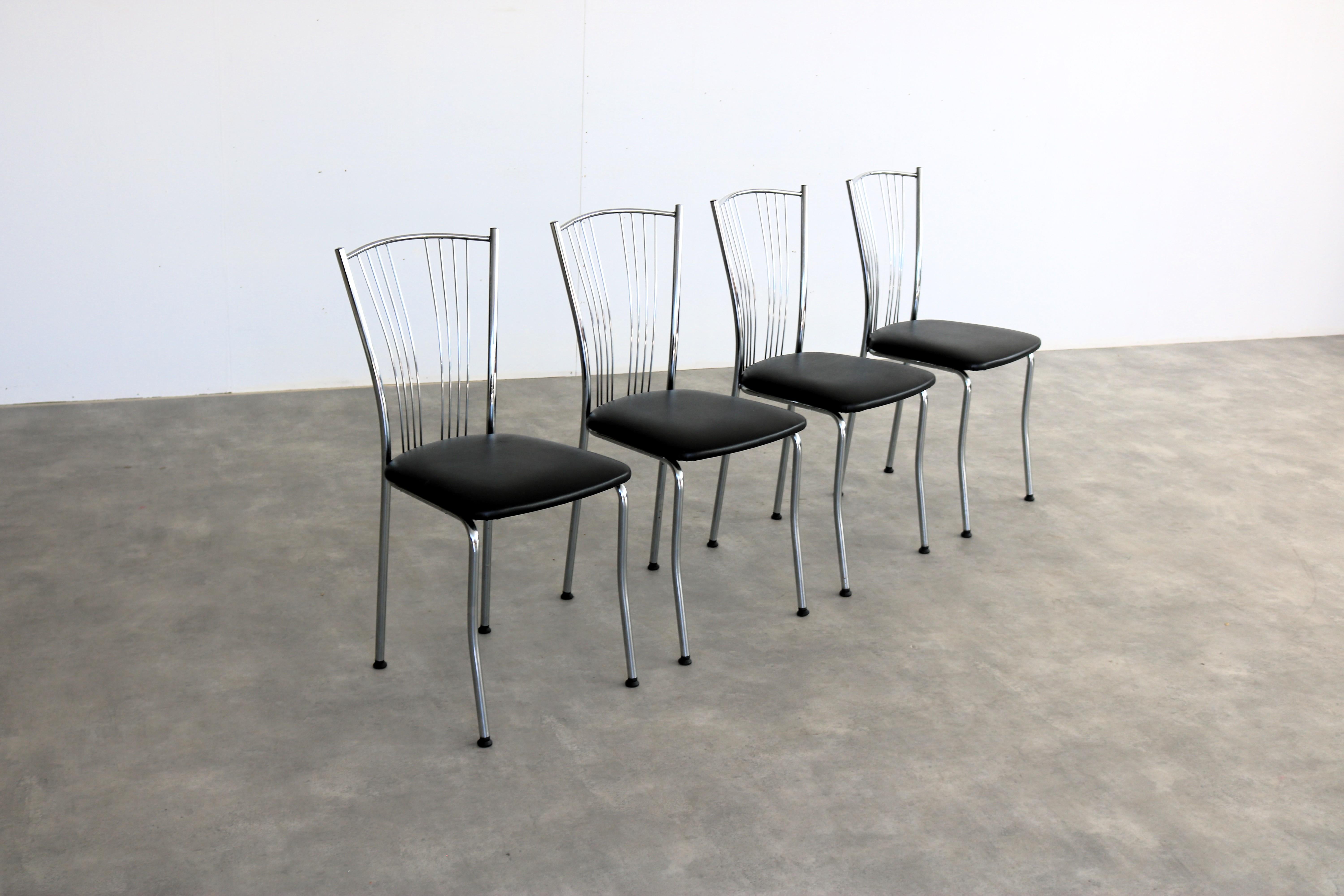 Néerlandais Chaises de salle à manger vintage  chaises  1970s  Période  1970s en vente