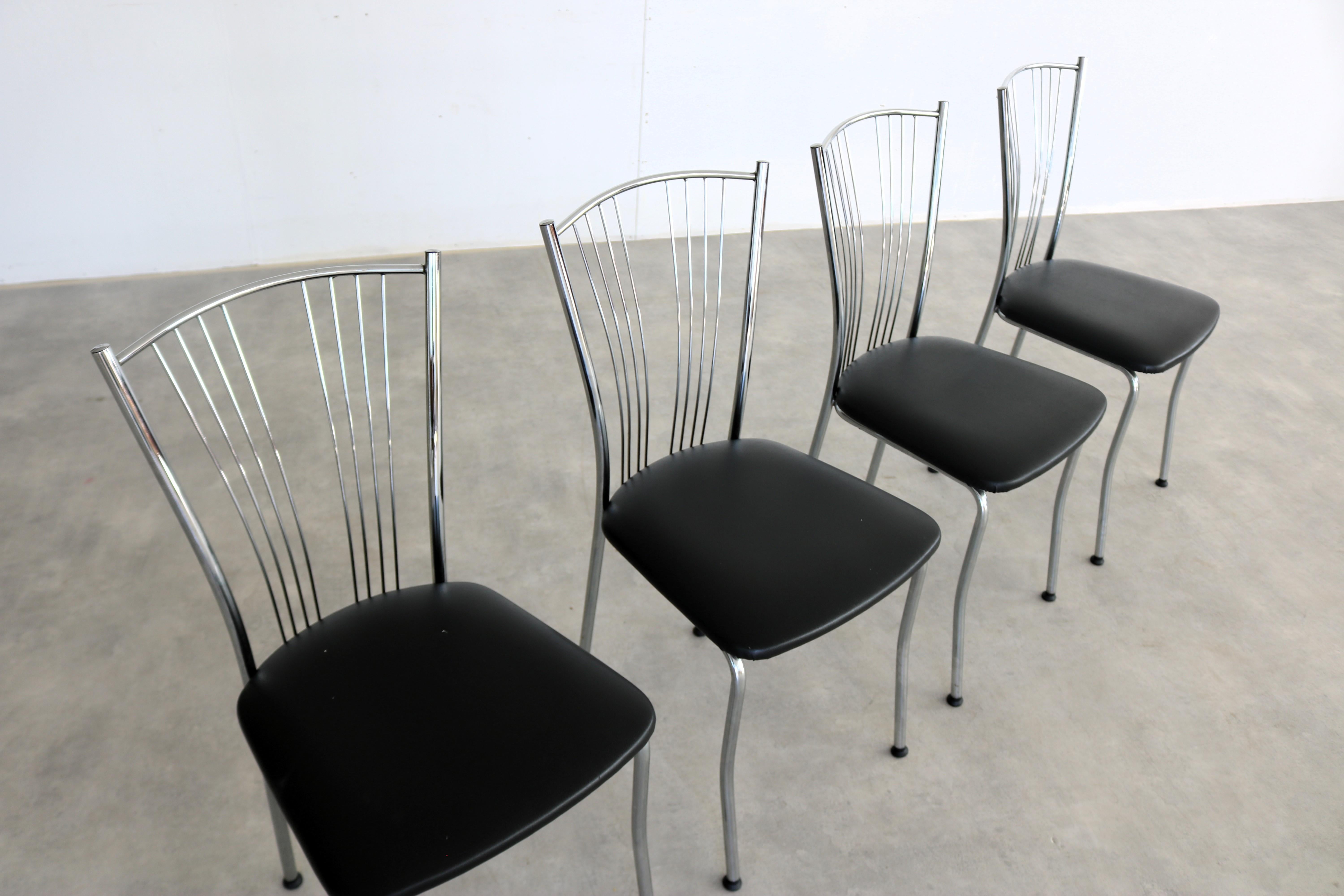 Chaises de salle à manger vintage  chaises  1970s  Période  1970s en vente 1