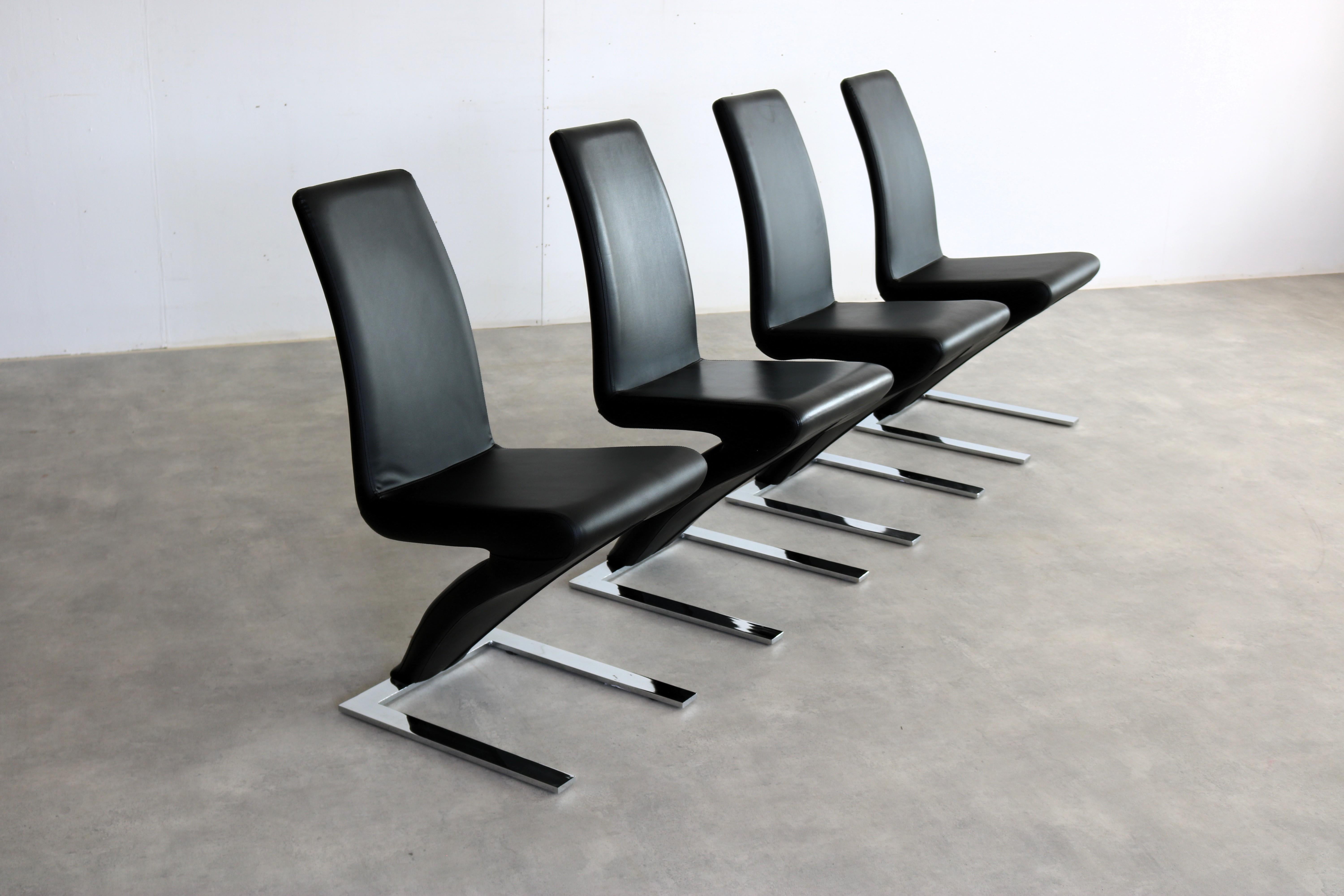 chaises de salle à manger vintage  chaises  ensemble de 4  Suède en vente 5
