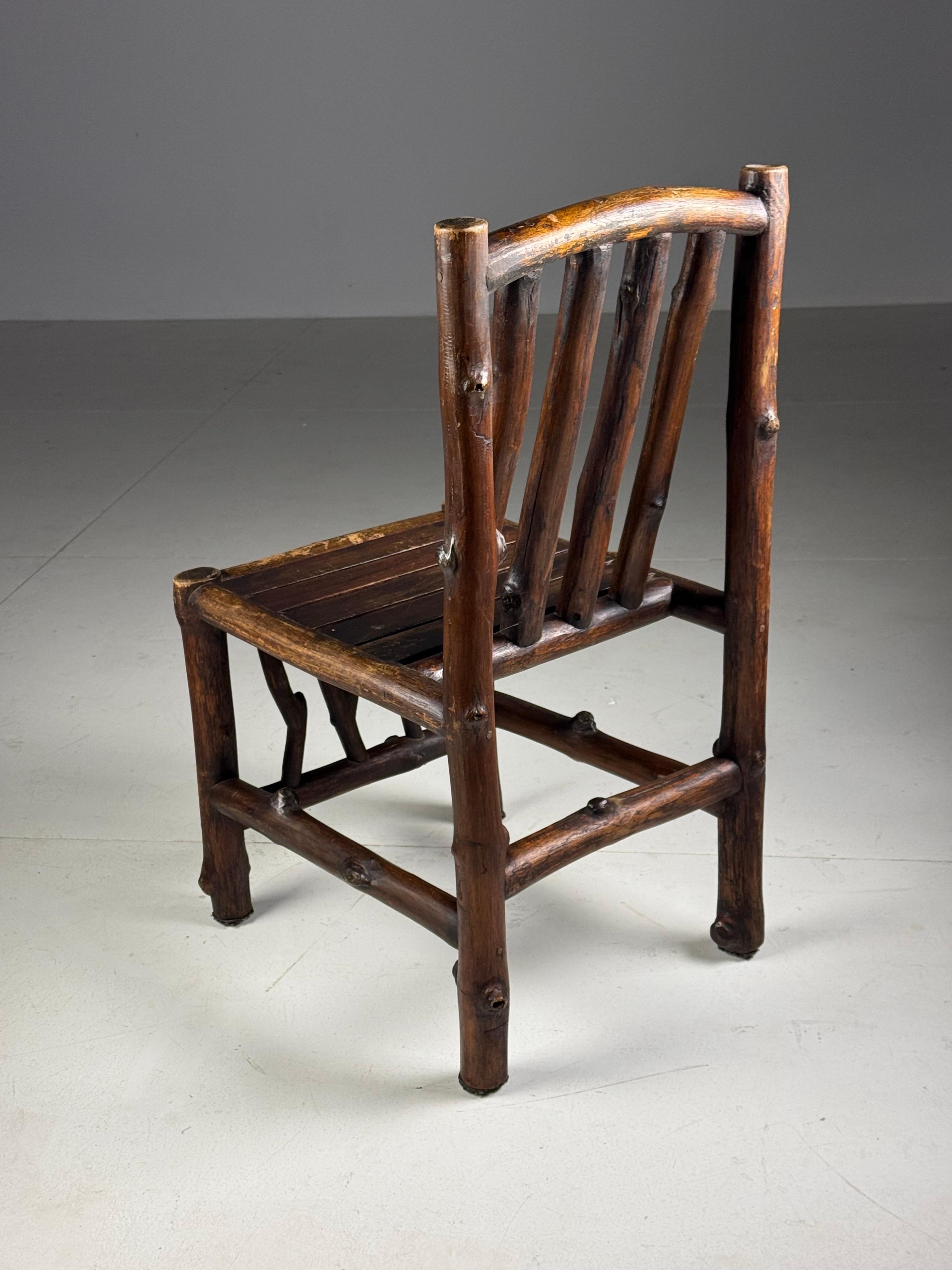 Chaises de salle à manger vintage tronc en vente 10