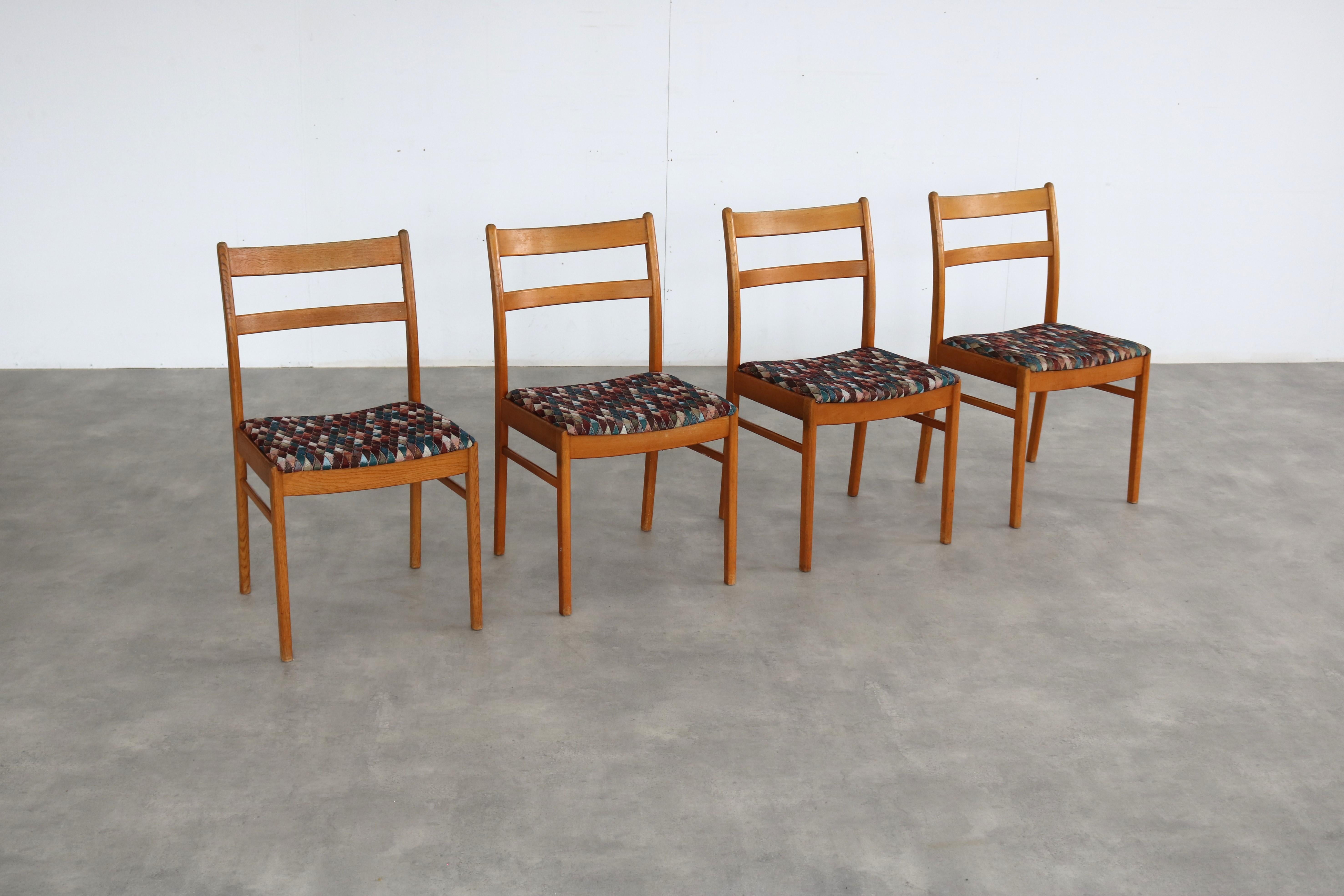 Suédois Chaises de salle à manger vintage  chaises  60s  Suède en vente