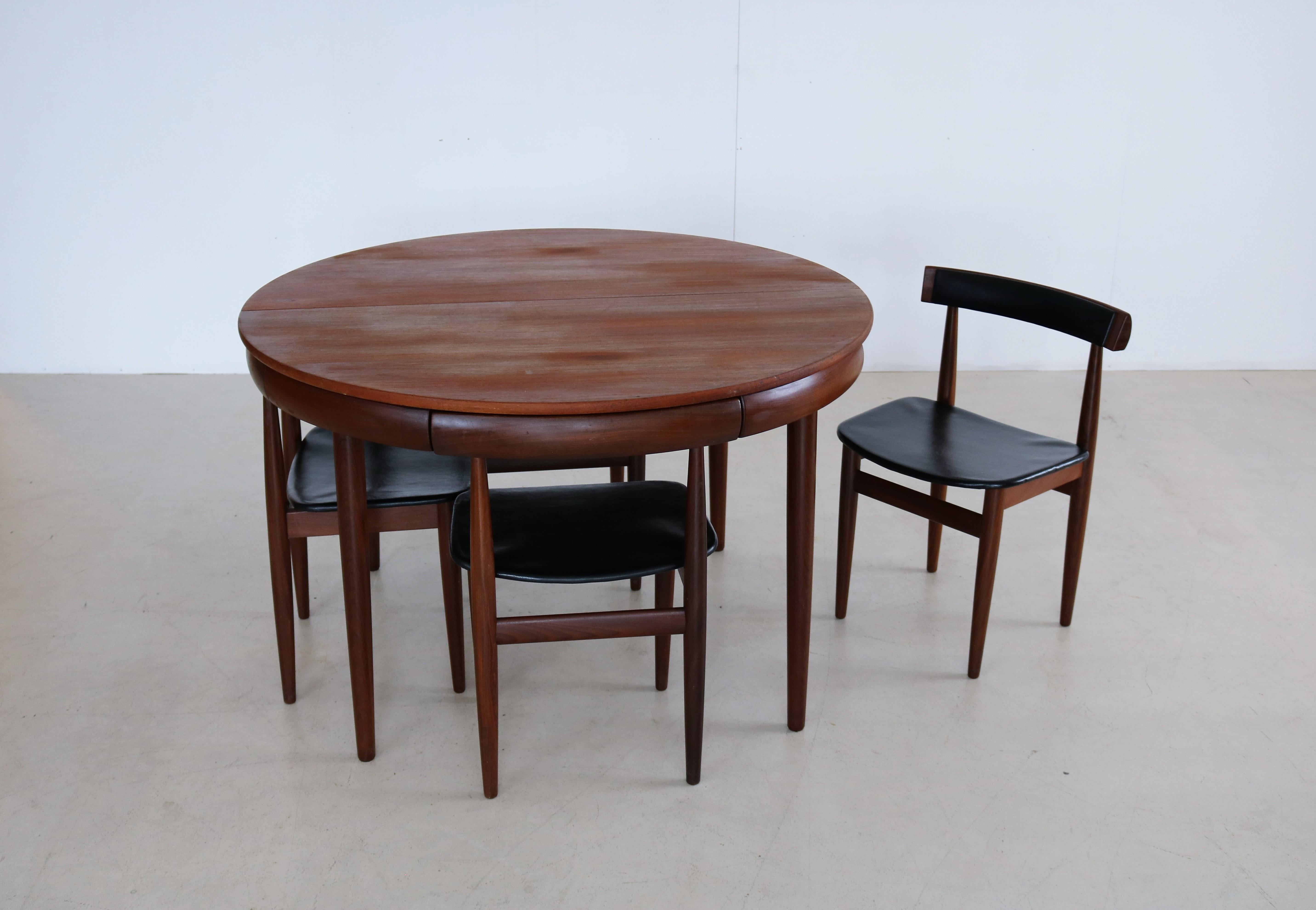 vintage dining room set  table  chairs  Frem Rojle  Danish design For Sale 2