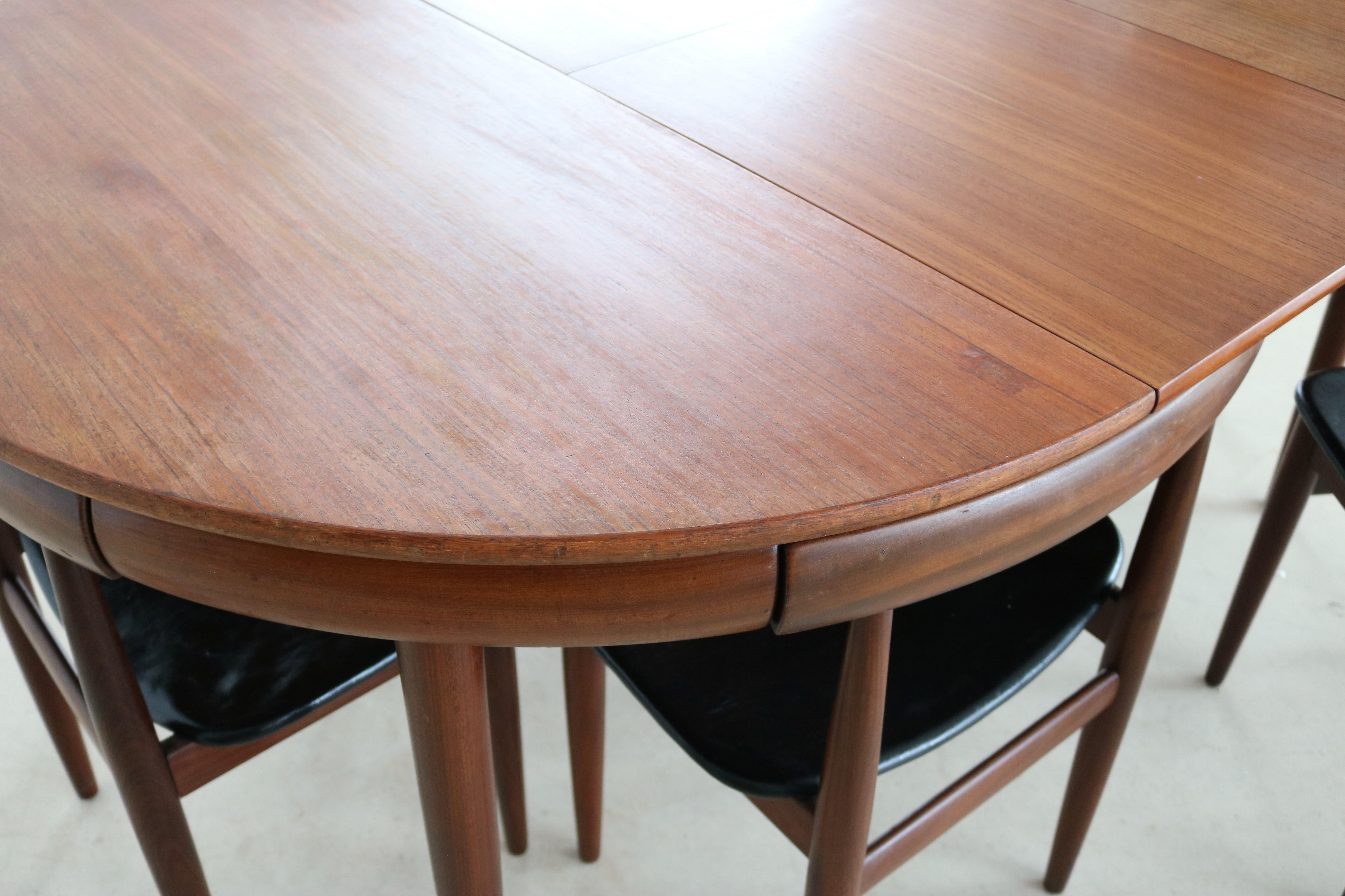 Vintage-Esszimmer-Set  Tabelle  Stühle  Fremde Rojle  Dänisches Design im Angebot 8