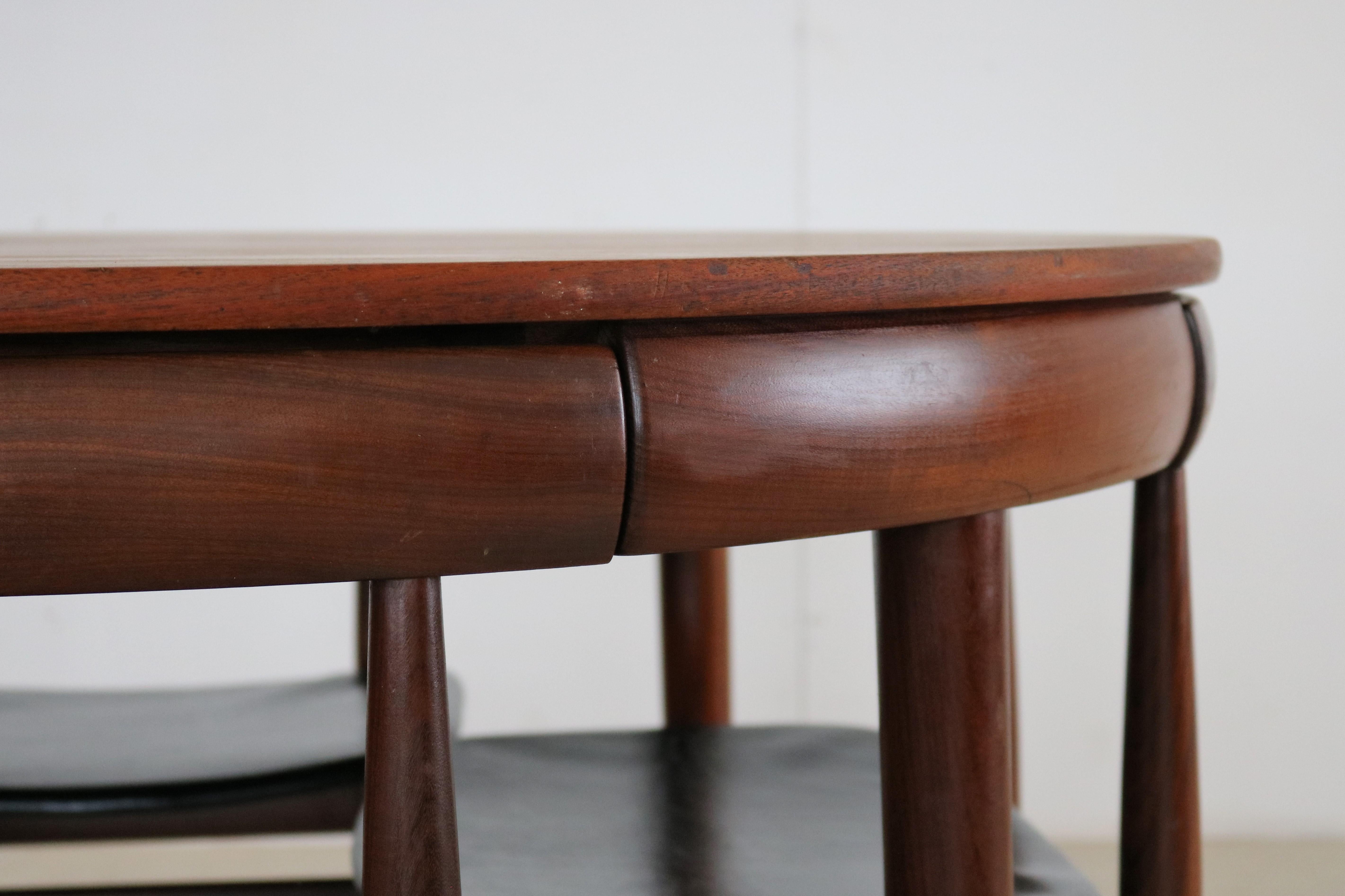 vintage dining room set  table  chairs  Frem Rojle  Danish design For Sale 1