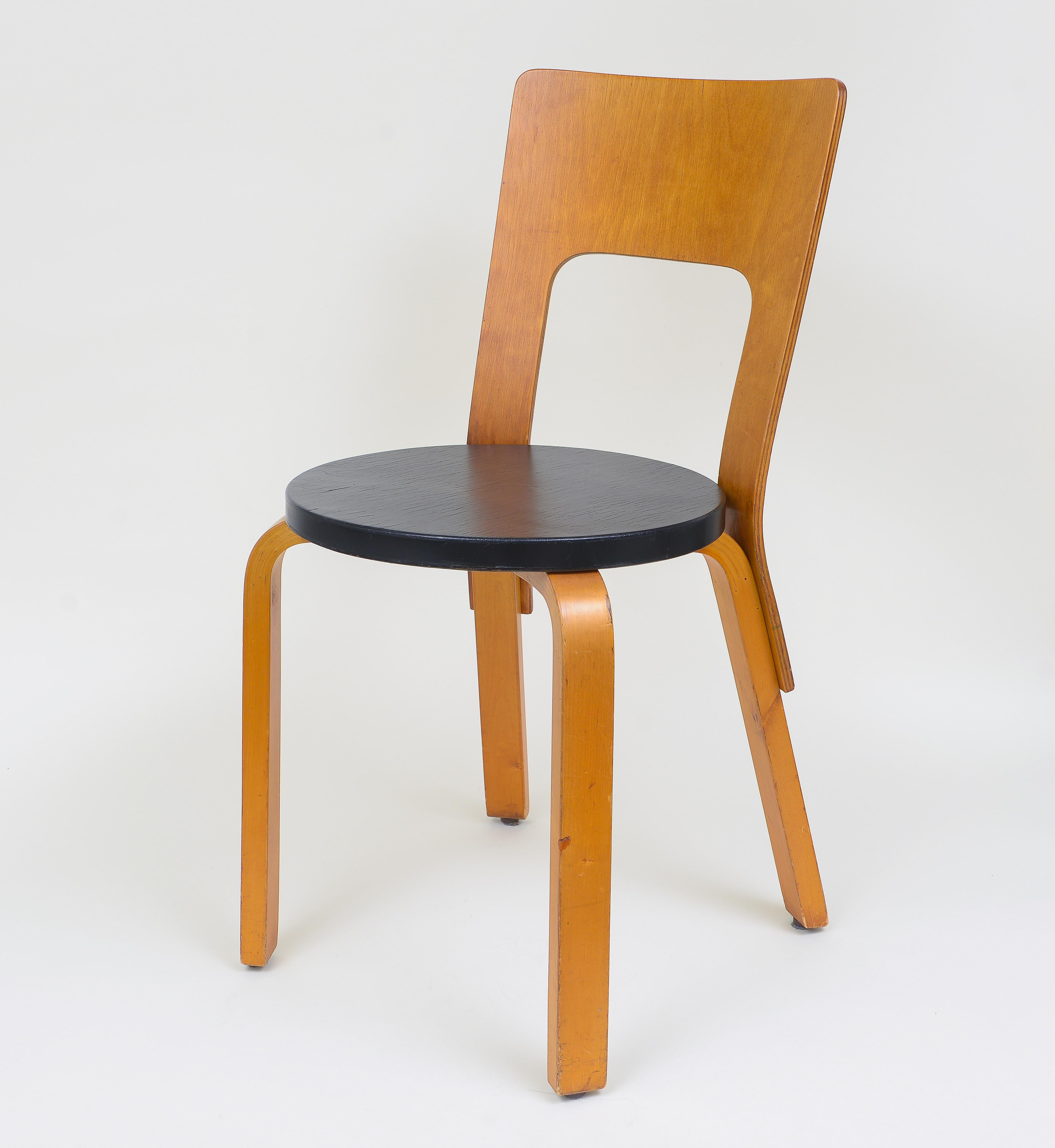 Lacquered Vintage Dining Set, with 6 chairs by Alvar Aalto for Artek, circa 1930 For Sale