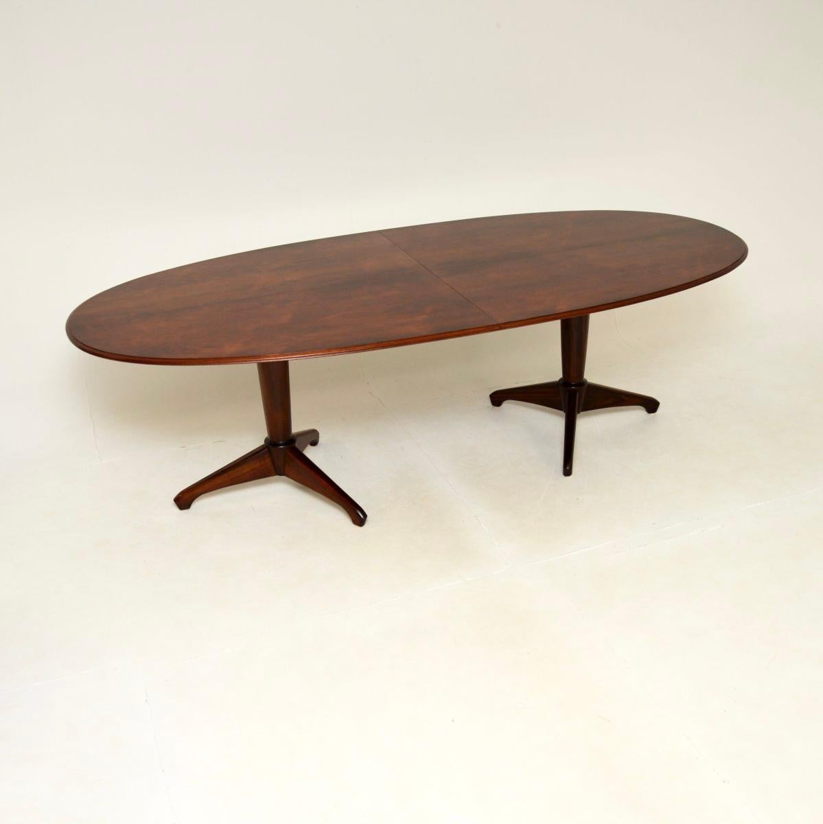 Table et chaises de salle à manger vintage par A.A Milne pour Heal's Bon état - En vente à London, GB