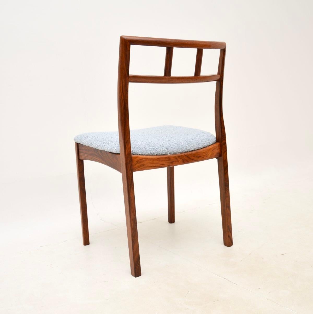 Esstisch im Vintage-Stil und sechs Stühle von Robert Heritage für Archie Shine im Angebot 8
