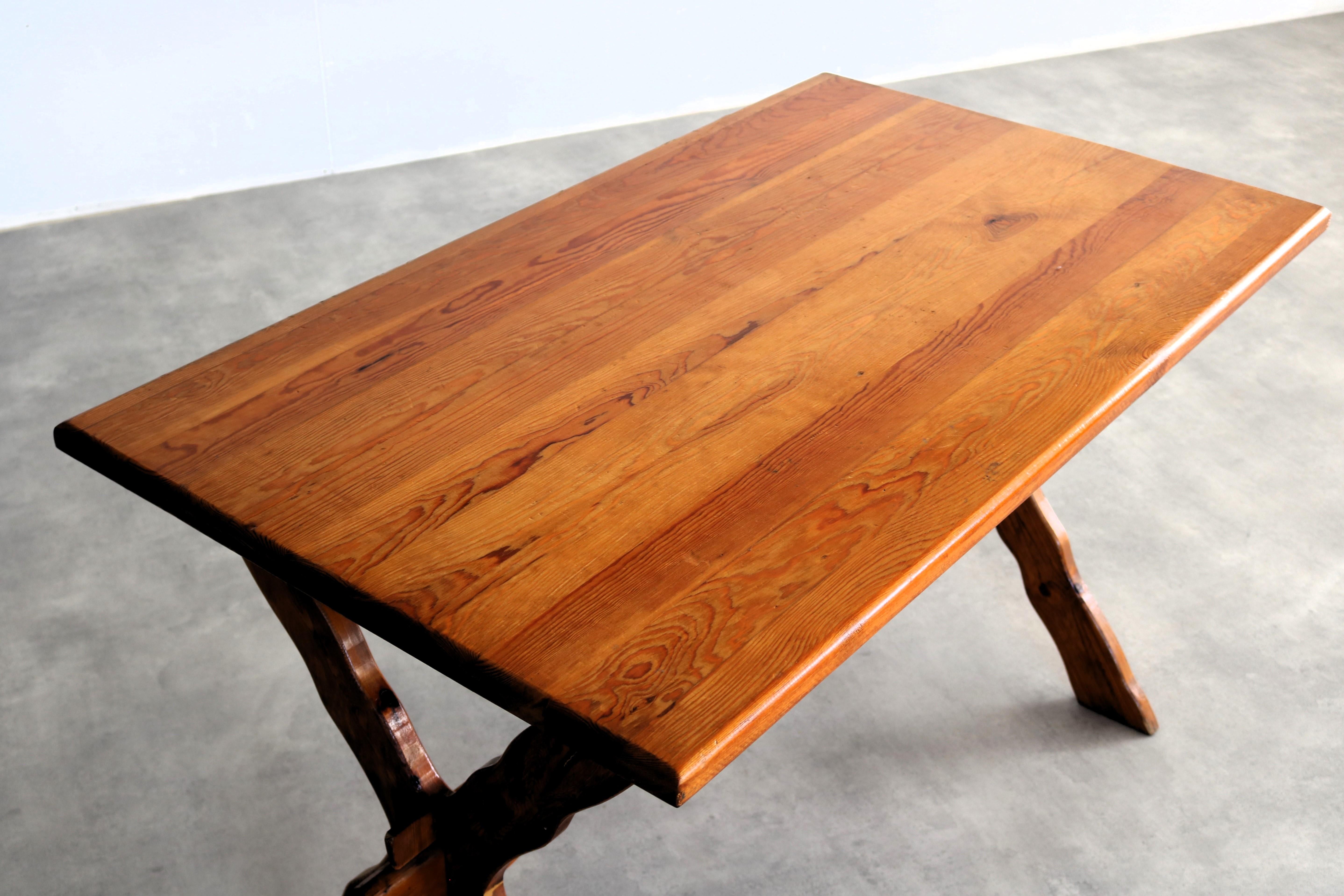 Pine vintage dining table | brutalist table | 1950s For Sale