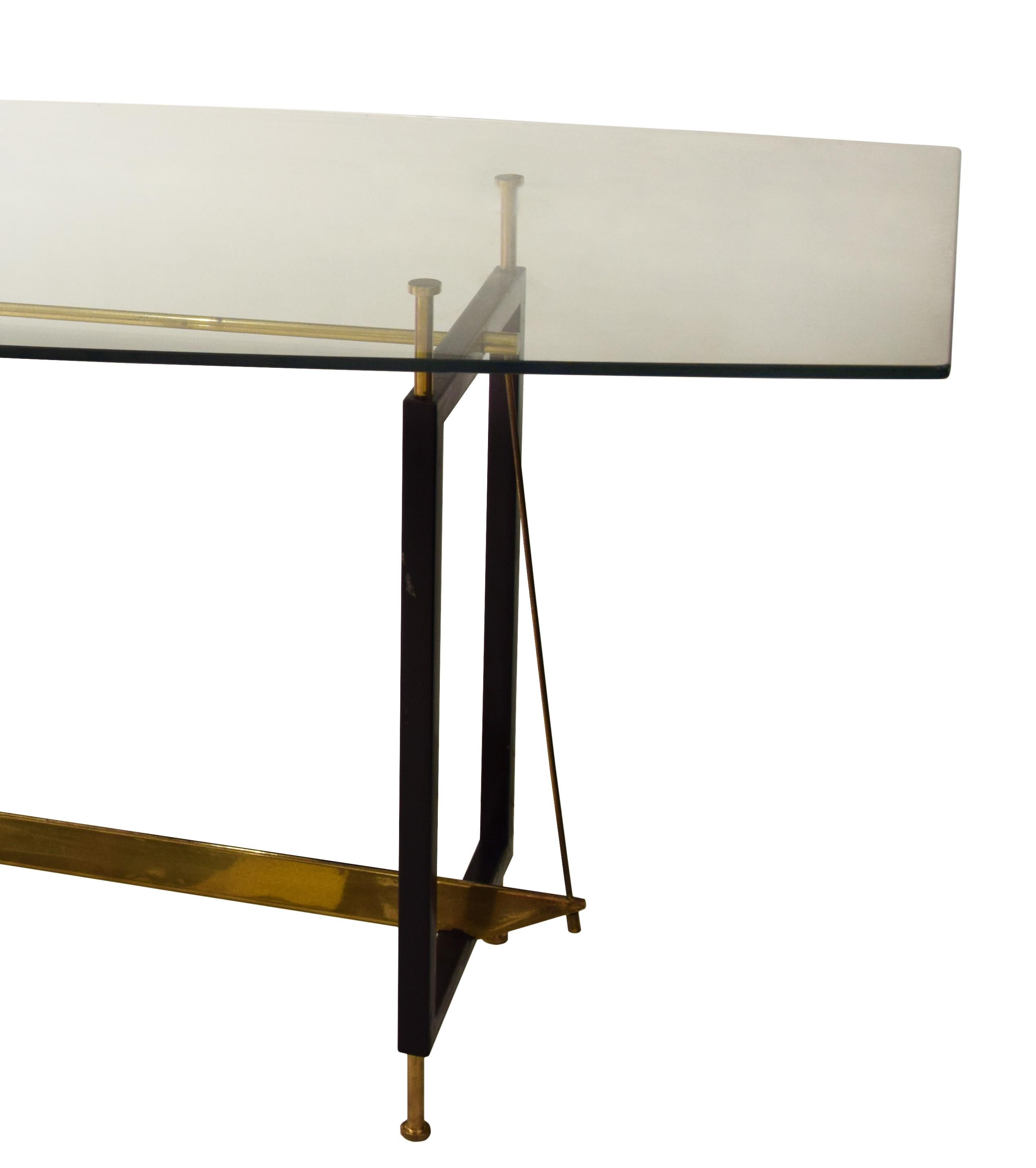 Lacquered metal and brass with glass top.
Very good conditions.

This object is shipped from Italy. Under existing legislation, any object in Italy created over 70 years ago by an artist who has died requires a licence for export regardless of