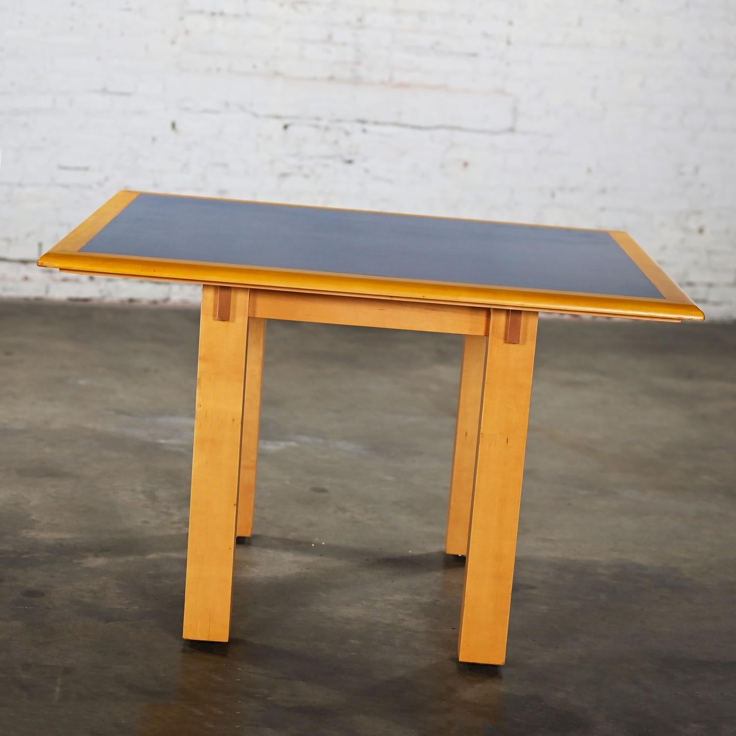 Table de salle à manger vintage de Michael Graves pour Craftwood a Div. of Sonnenberg Ind en vente 2