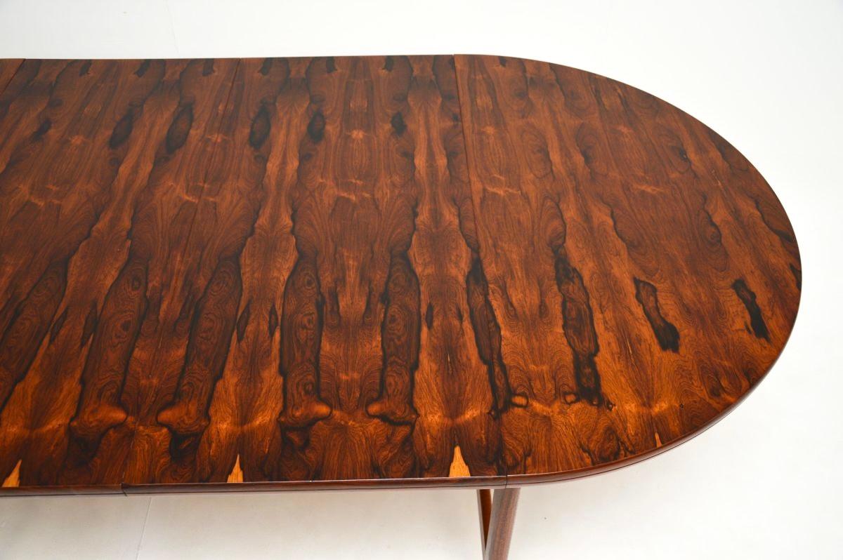 Milieu du XXe siècle Table de salle à manger vintage de Robert Heritage pour Archie Shine en vente