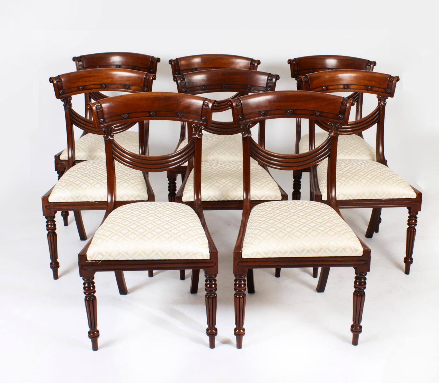 Vintage Dining Table by William Tillman& 8 Chairs 20th C 7